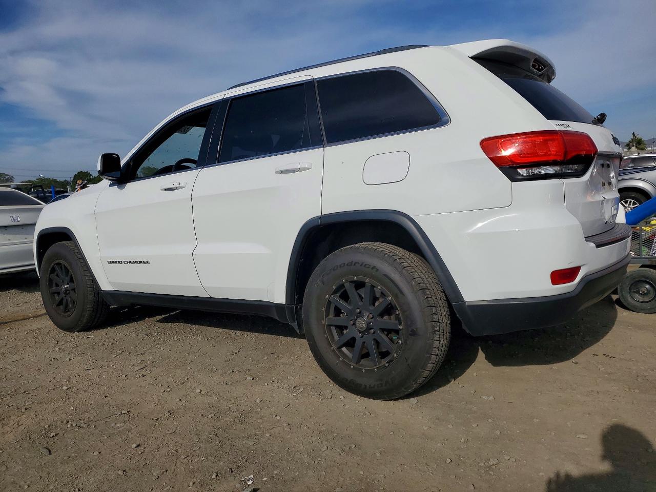 2014 Jeep Grand Cherokee Laredo White vin: 1C4RJEAG8EC580830