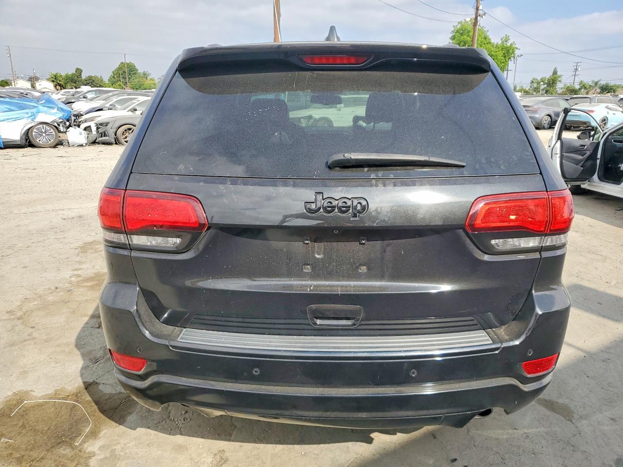 2015 Jeep Grand Cherokee Laredo Black vin: 1C4RJEAG8FC160115