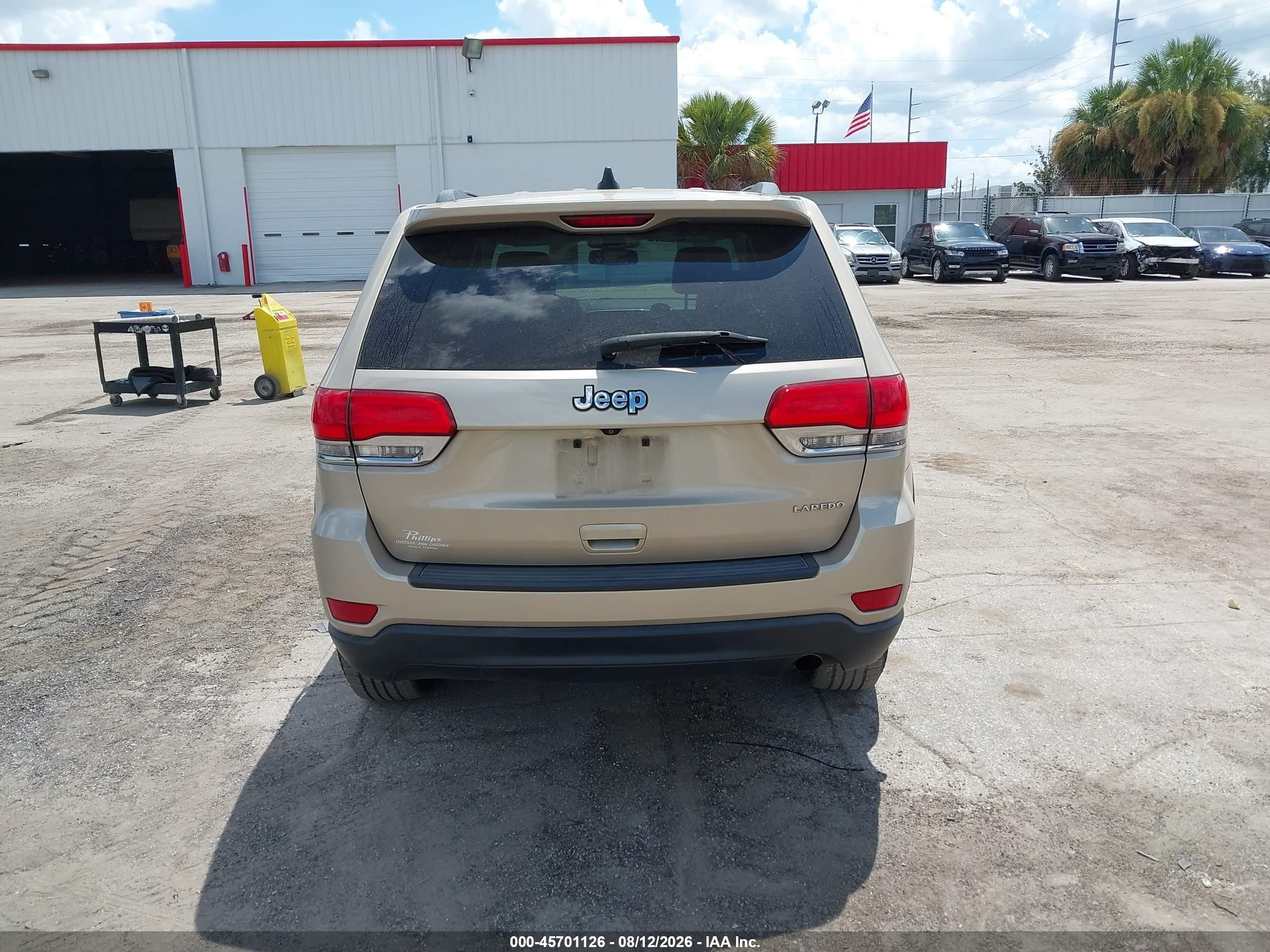 2015 Jeep Grand Cherokee Laredo Champagne vin: 1C4RJEAG8FC235668