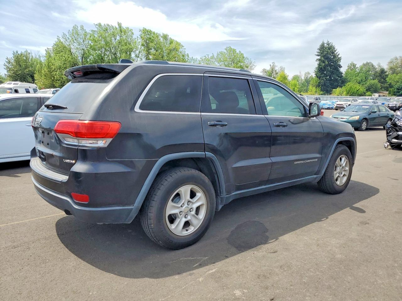 2015 Jeep Grand Cherokee Laredo Черный vin: 1C4RJEAG8FC713930