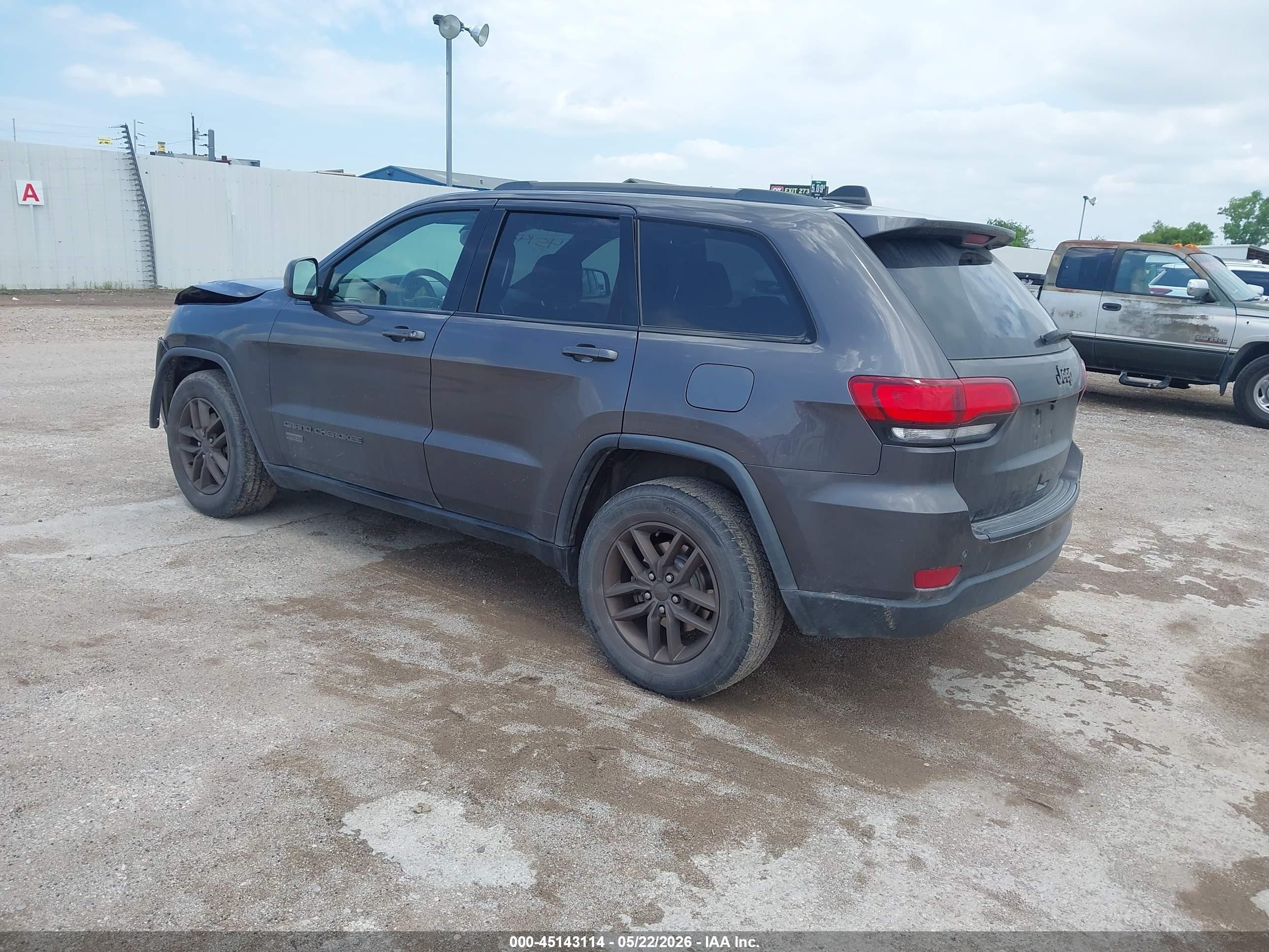 2016 Jeep Grand Cherokee 75th Anniversary Gray vin: 1C4RJEAG8GC391050