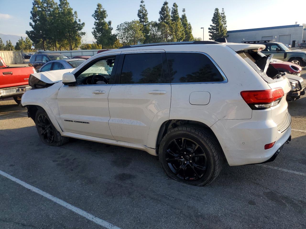 2017 Jeep Grand Cherokee Laredo White vin: 1C4RJEAG8HC605861