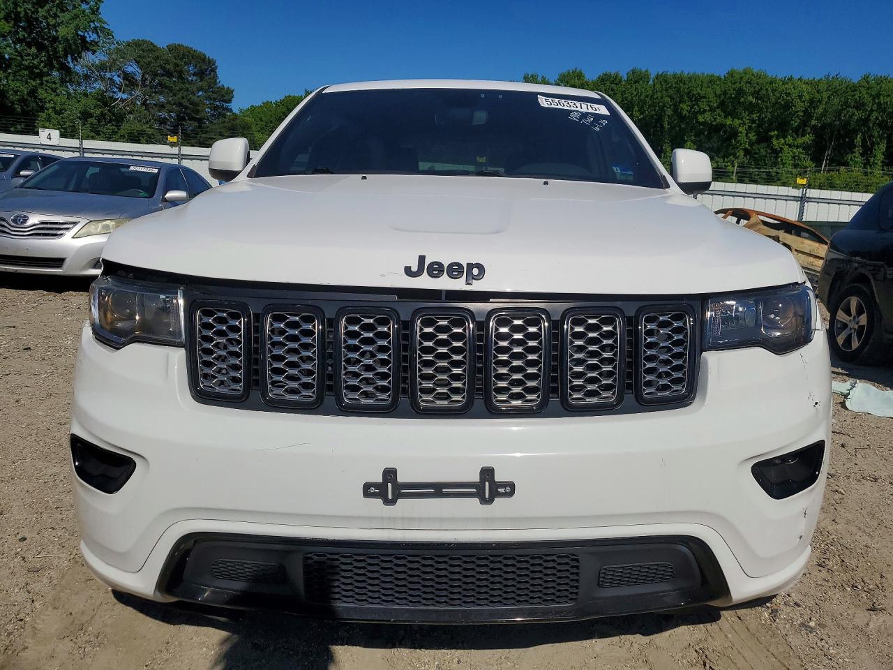 2019 Jeep Grand Cherokee Laredo White vin: 1C4RJEAG8KC673021