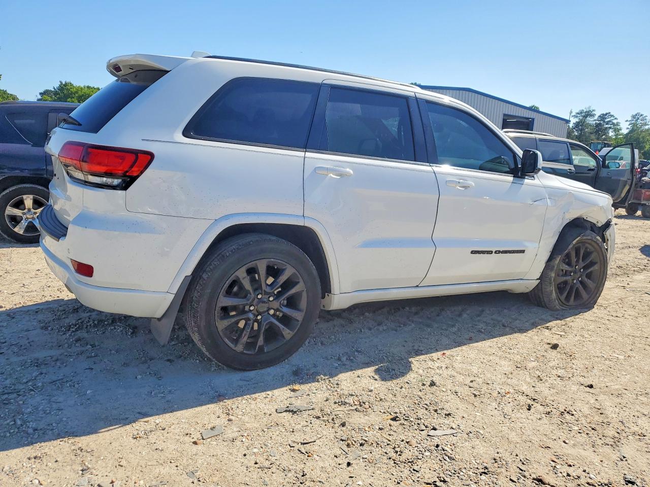 2019 Jeep Grand Cherokee Laredo White vin: 1C4RJEAG8KC673021