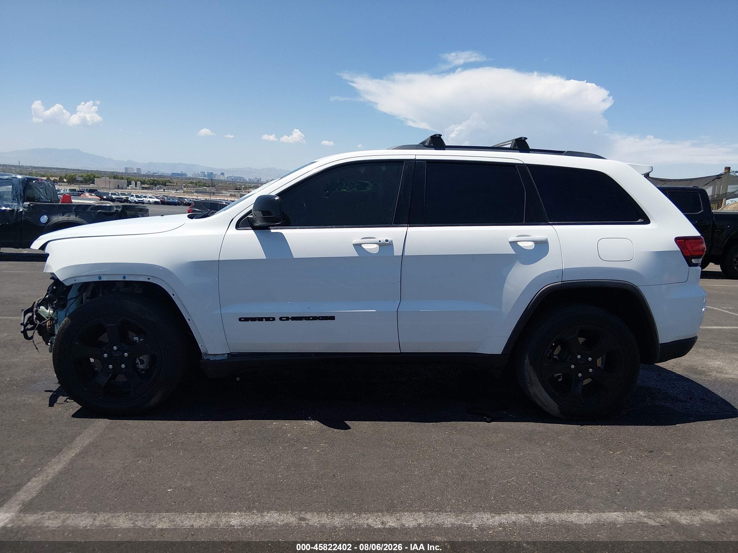 2019 Jeep Grand Cherokee Upland 4x2 White vin: 1C4RJEAG8KC789965