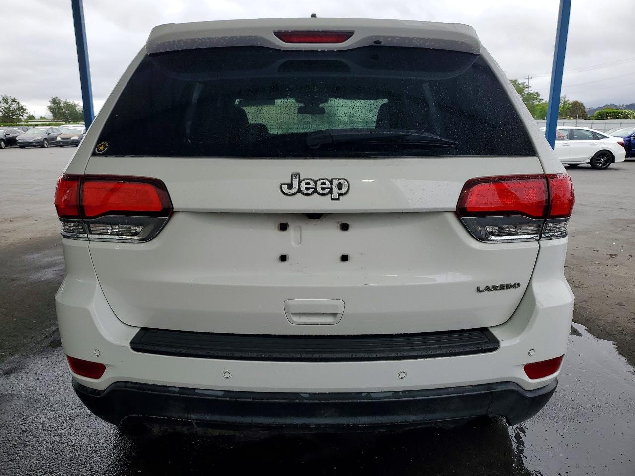 2021 Jeep Grand Cherokee Laredo White vin: 1C4RJEAG8MC511523