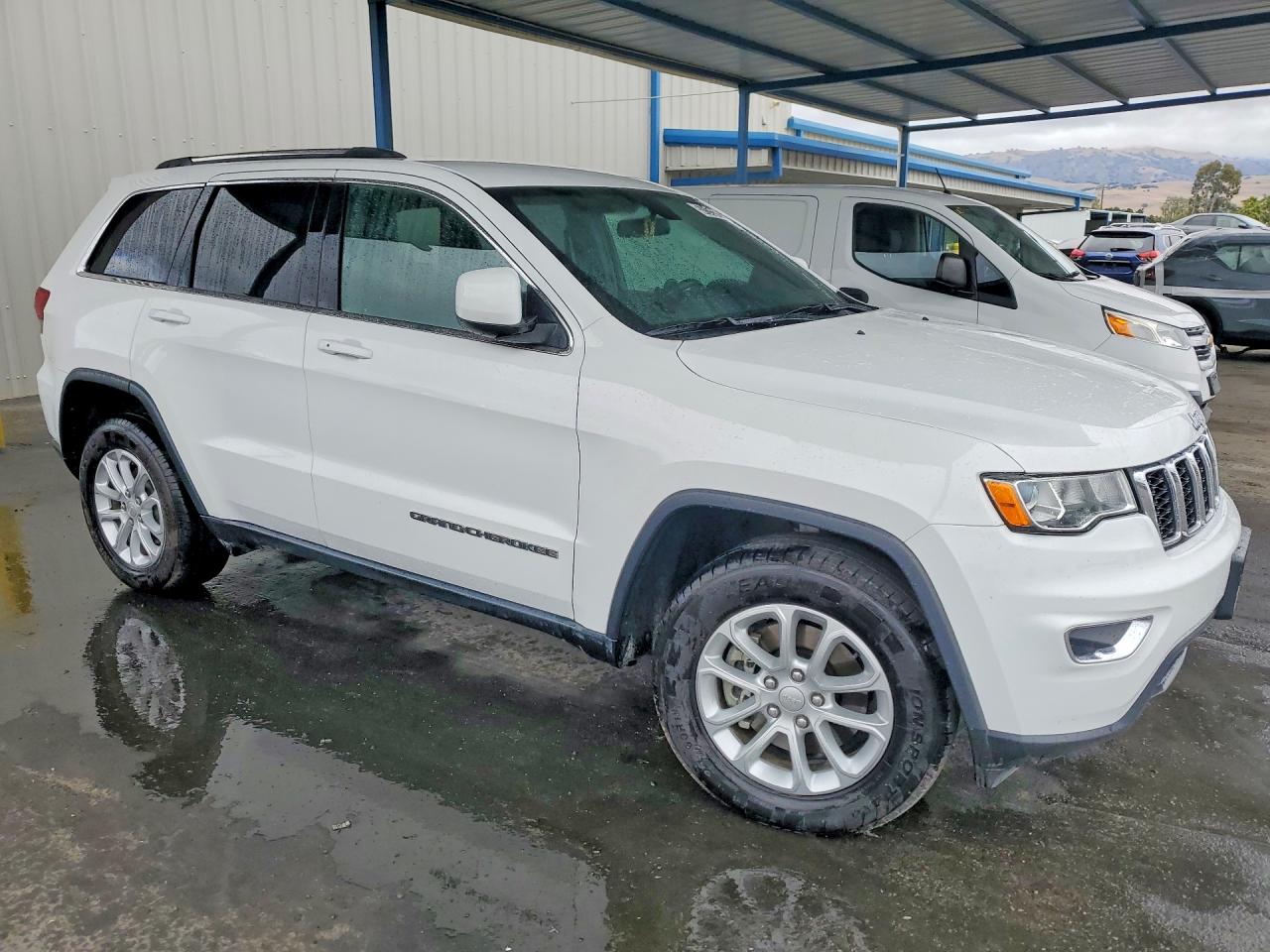 2021 Jeep Grand Cherokee Laredo White vin: 1C4RJEAG8MC511523