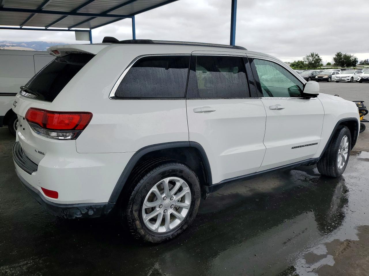 2021 Jeep Grand Cherokee Laredo White vin: 1C4RJEAG8MC511523