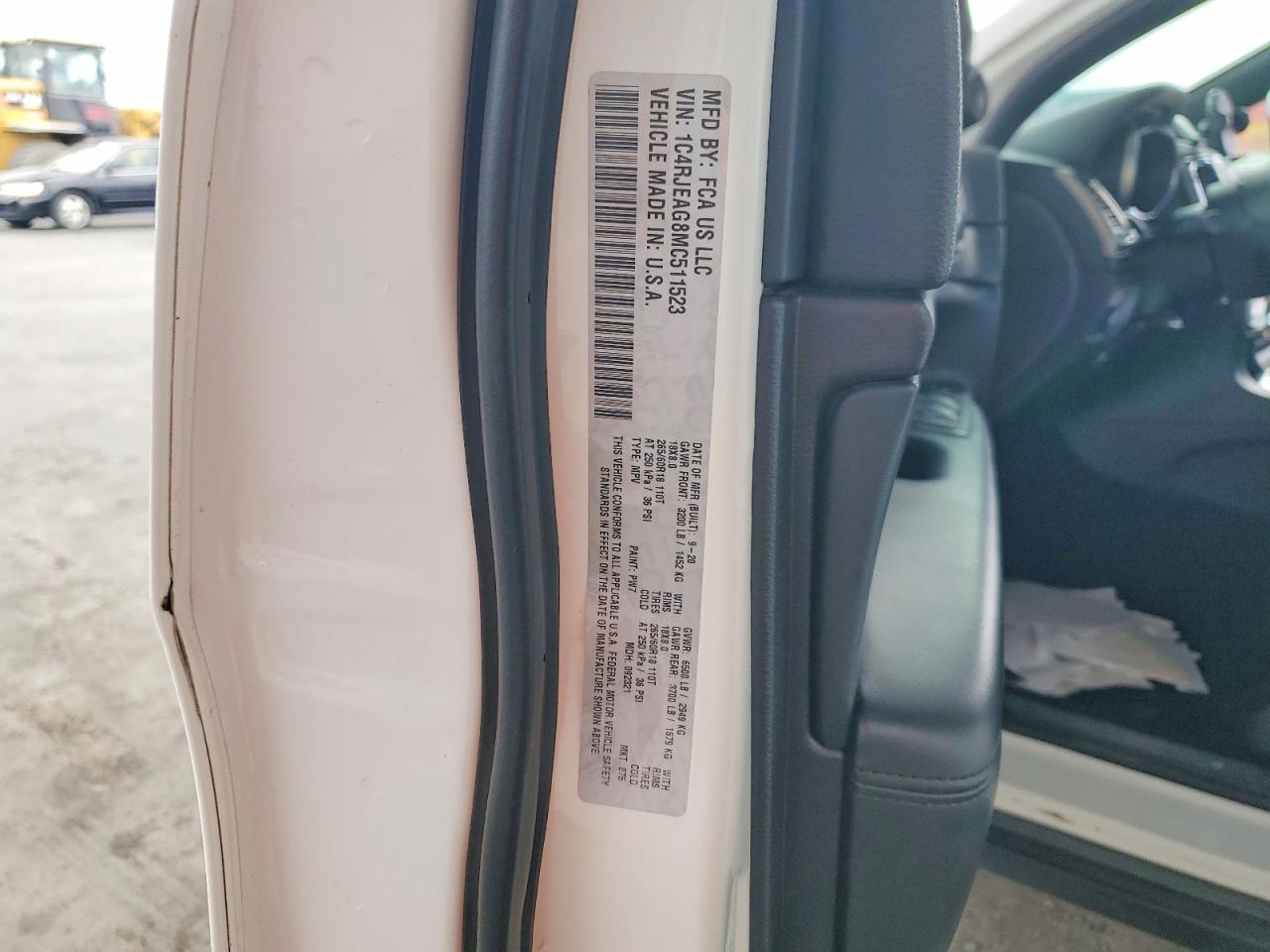2021 Jeep Grand Cherokee Laredo White vin: 1C4RJEAG8MC511523