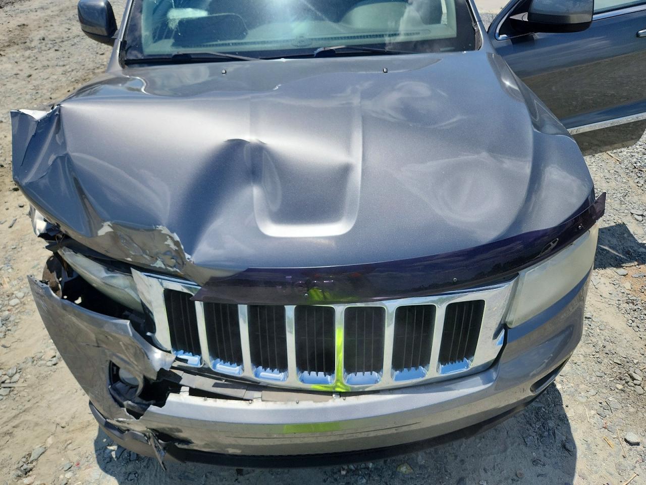2012 Jeep Grand Cherokee Laredo Gray vin: 1C4RJEAG9CC121576