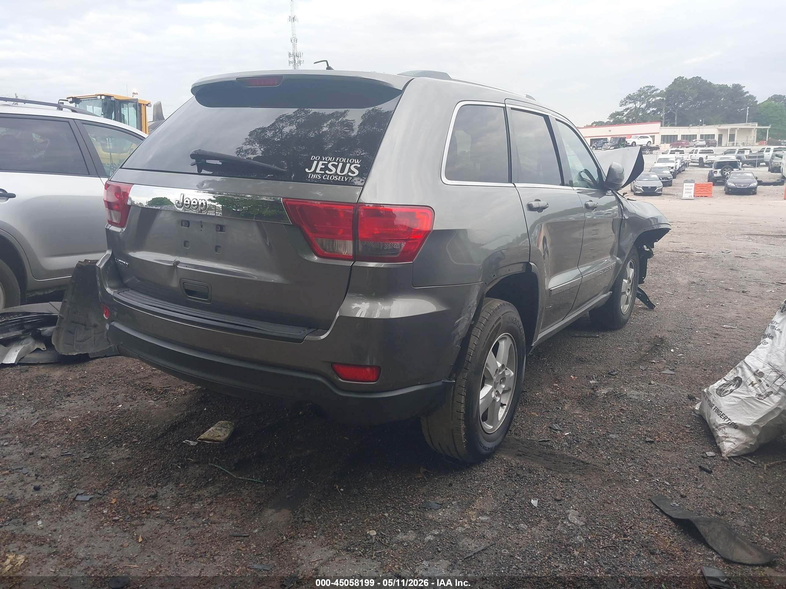 2012 Jeep Grand Cherokee Laredo Gray vin: 1C4RJEAG9CC162497