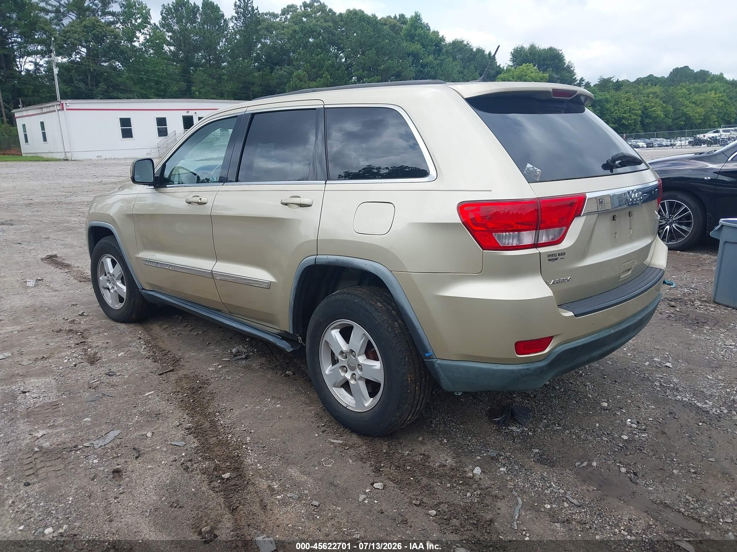2012 Jeep Grand Cherokee Laredo Beige vin: 1C4RJEAG9CC167277