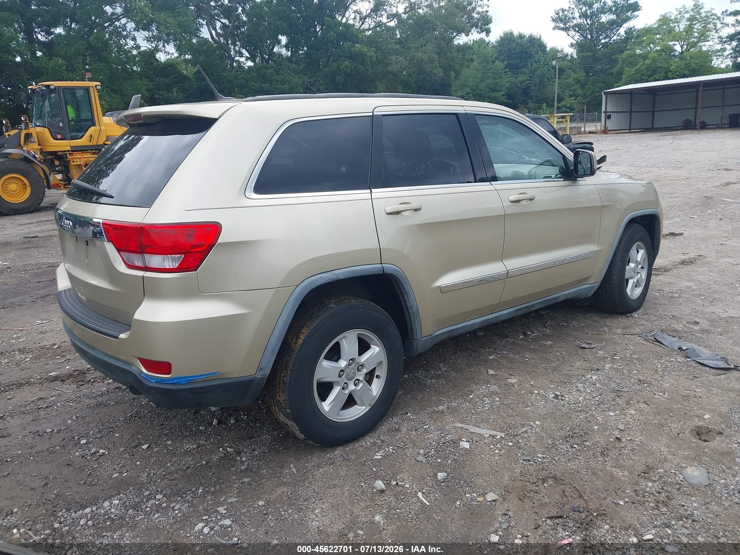 2012 Jeep Grand Cherokee Laredo Beige vin: 1C4RJEAG9CC167277