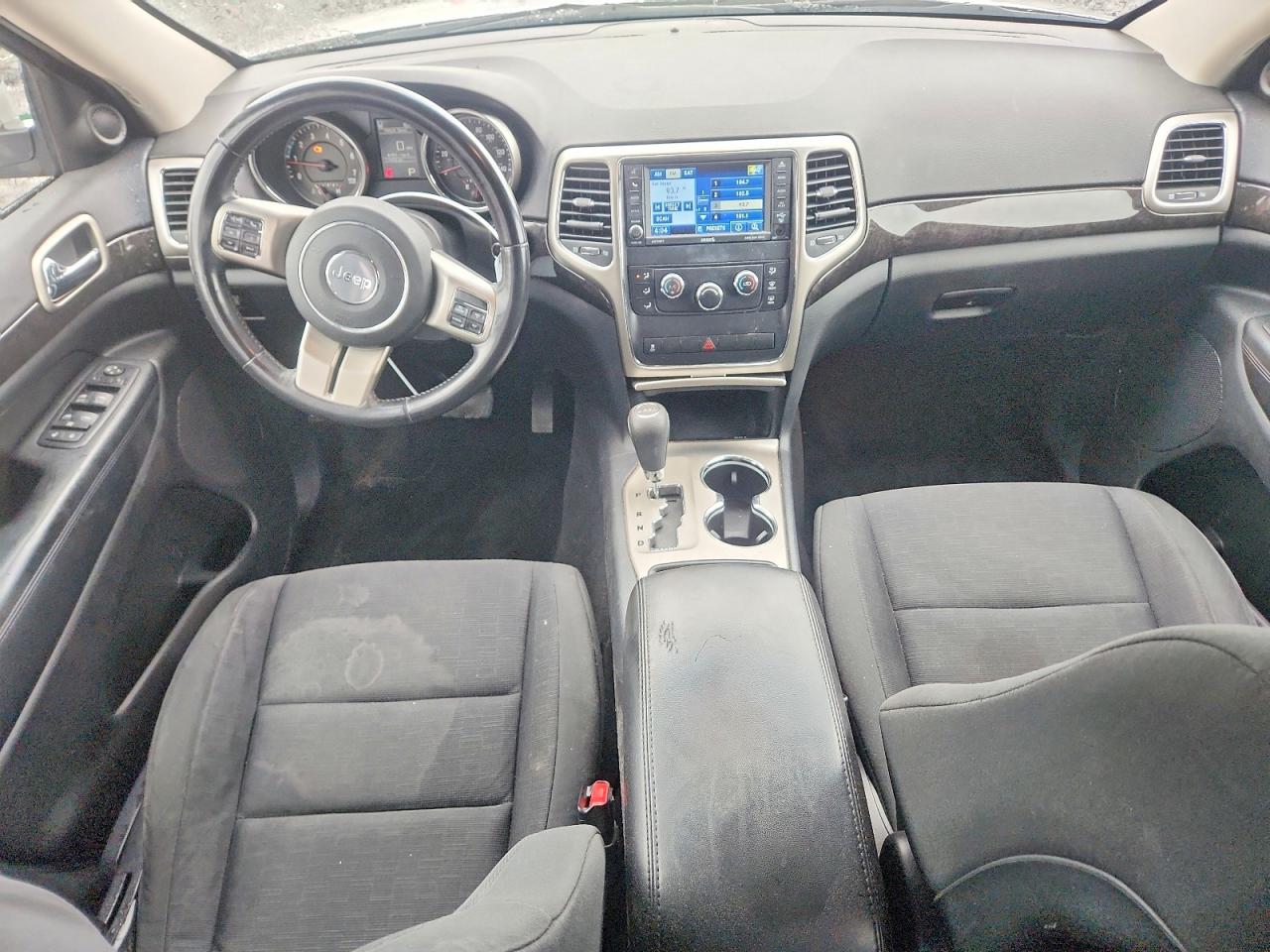 2012 Jeep Grand Cherokee Laredo Silver vin: 1C4RJEAG9CC177386