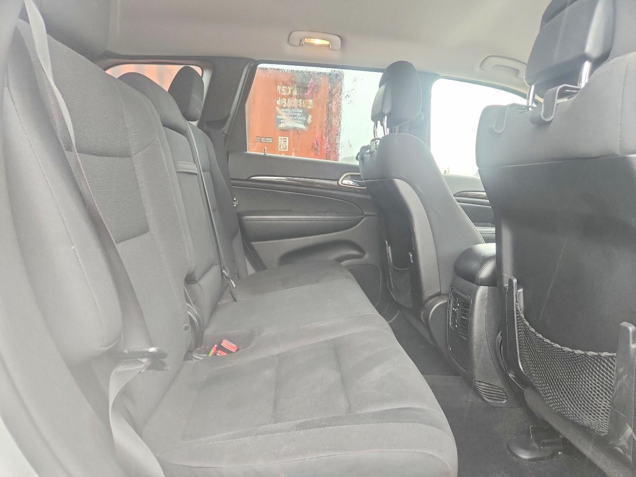2012 Jeep Grand Cherokee Laredo Silver vin: 1C4RJEAG9CC177386