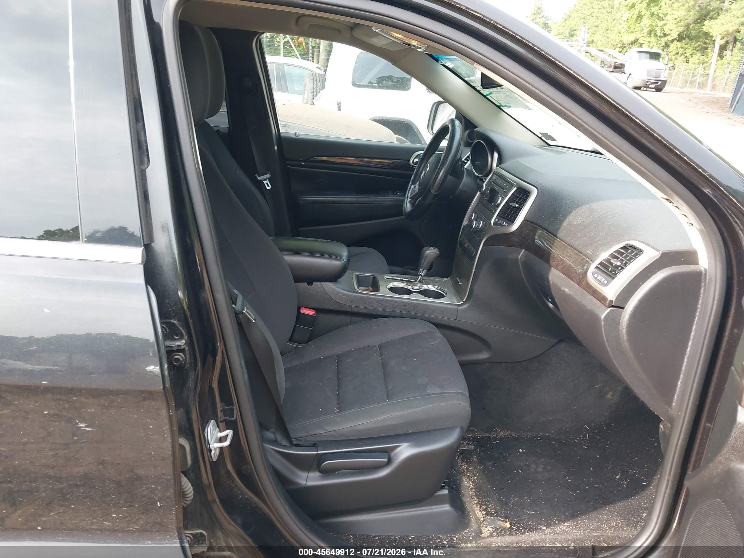 2013 Jeep Grand Cherokee Laredo Черный vin: 1C4RJEAG9DC516942
