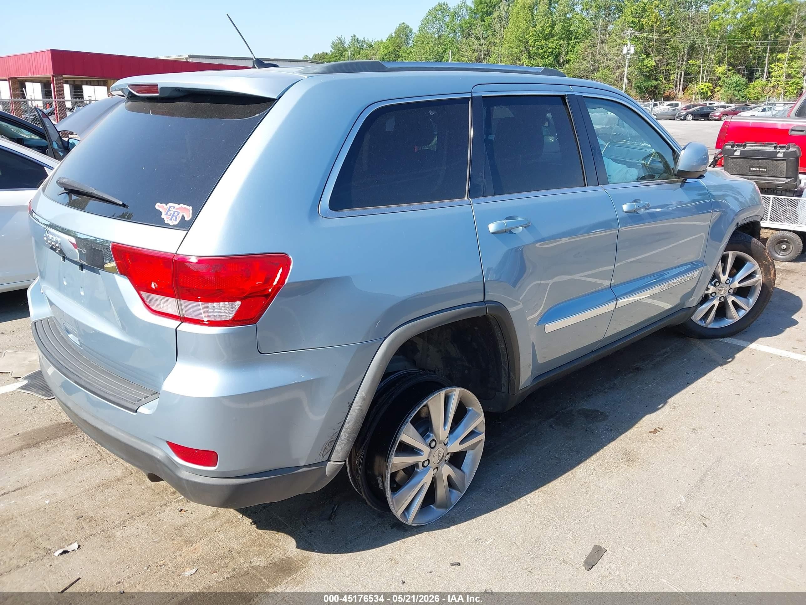 2013 Jeep Grand Cherokee Laredo Blue vin: 1C4RJEAG9DC558544