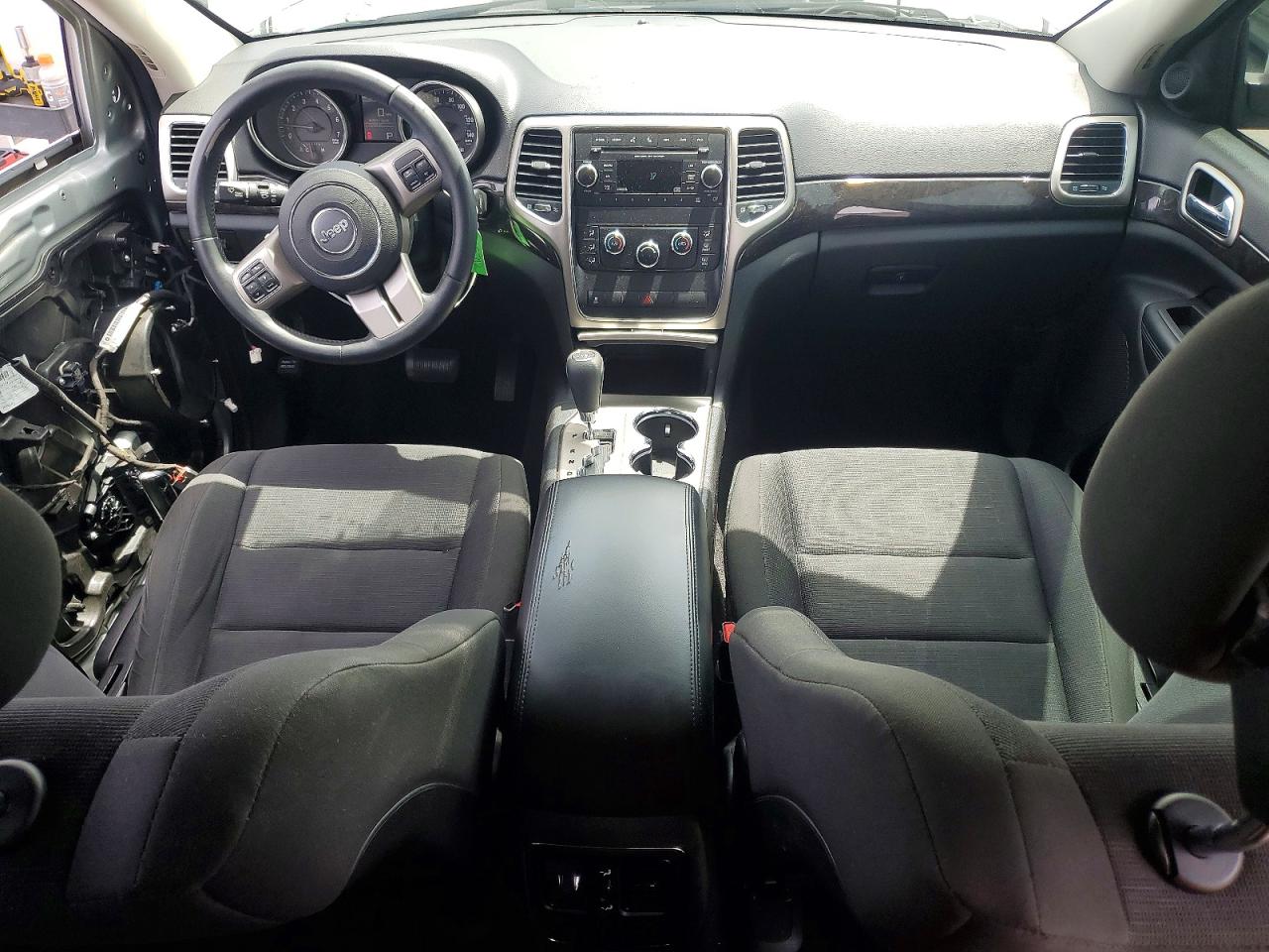 2013 Jeep Grand Cherokee Laredo Silver vin: 1C4RJEAG9DC596159