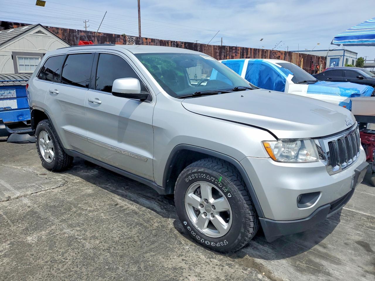 2013 Jeep Grand Cherokee Laredo Silver vin: 1C4RJEAG9DC596159