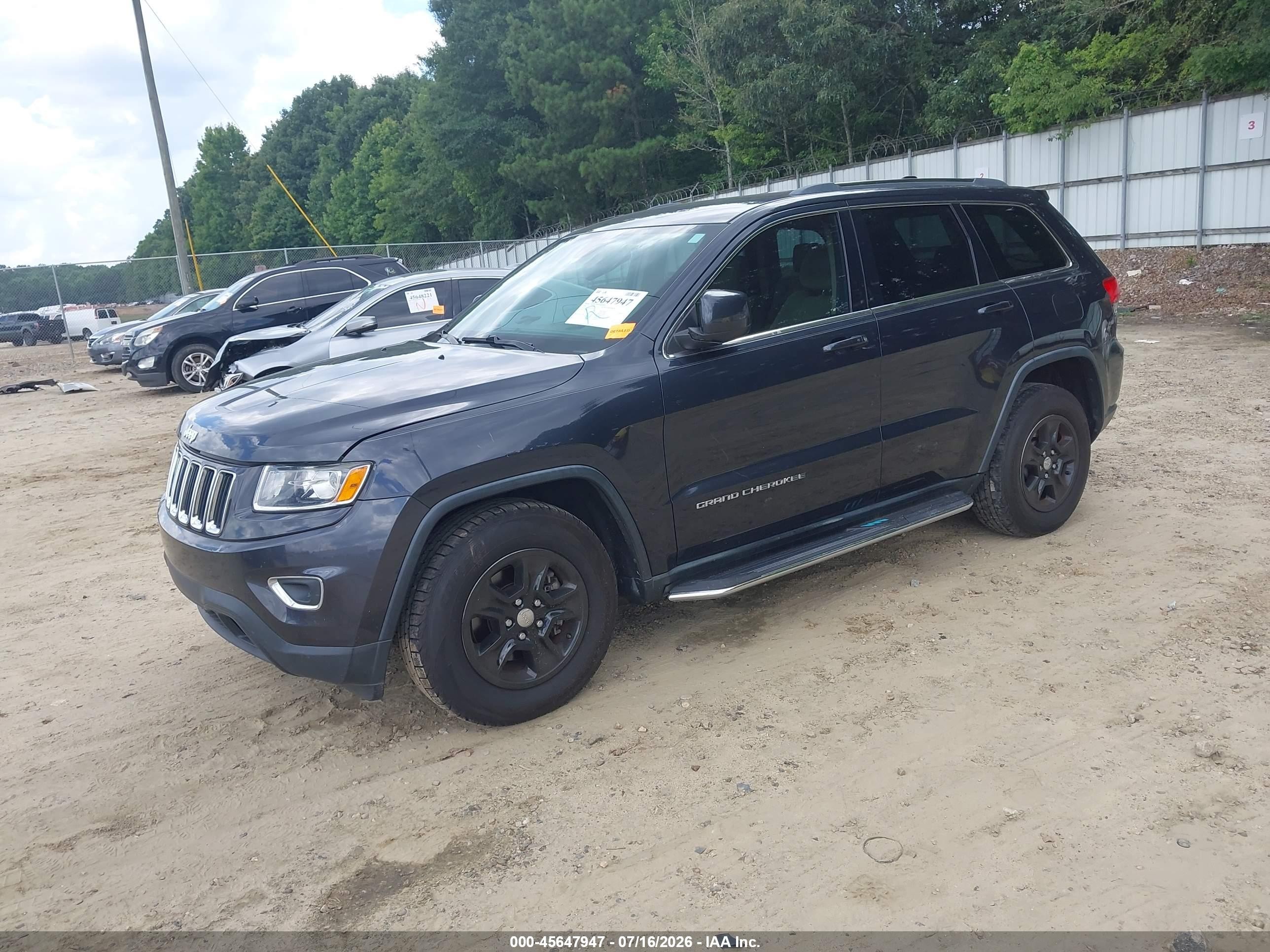 2014 Jeep Grand Cherokee Laredo Gray vin: 1C4RJEAG9EC243194