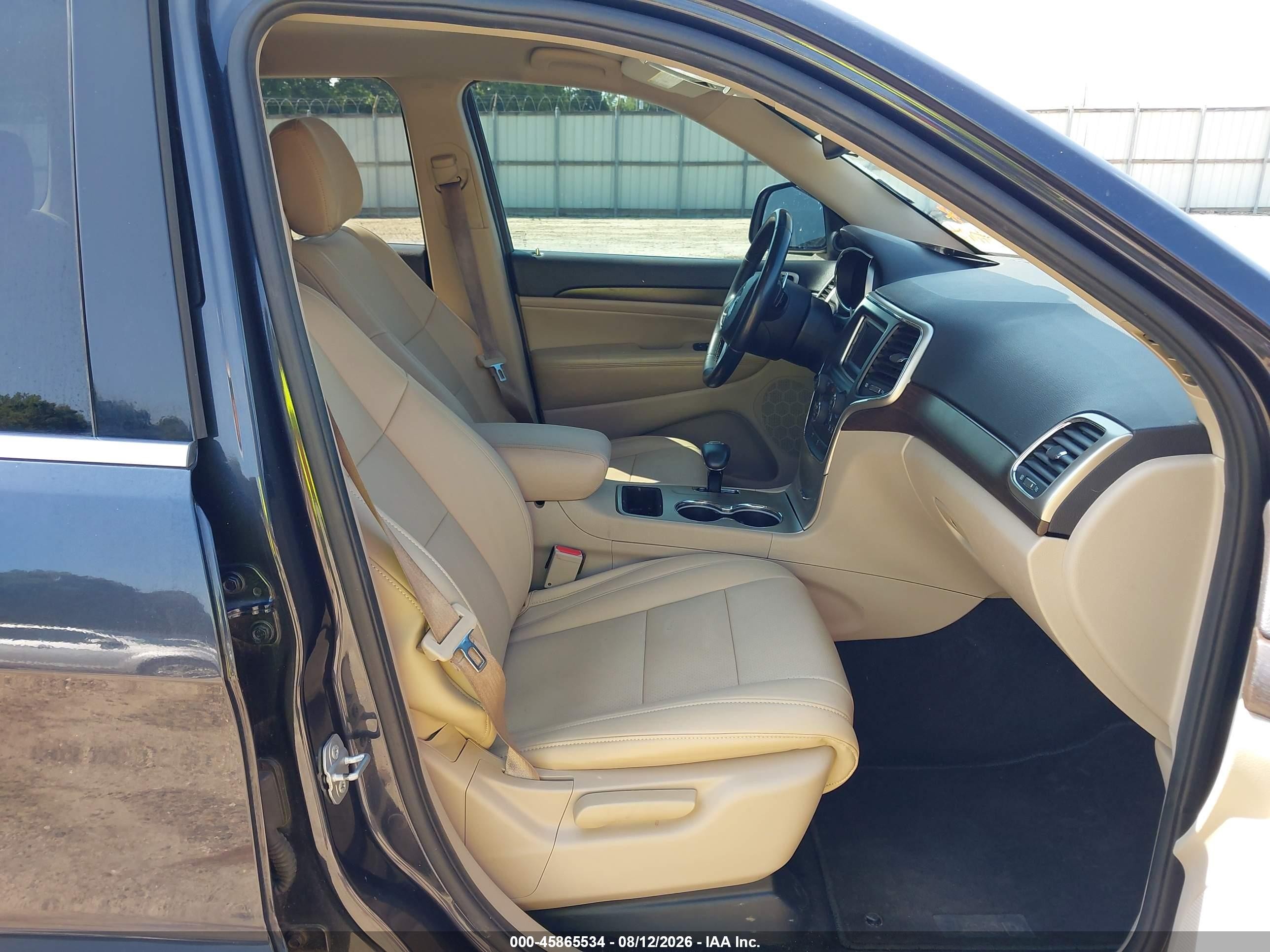 2015 Jeep Grand Cherokee Laredo Blue vin: 1C4RJEAG9FC681392