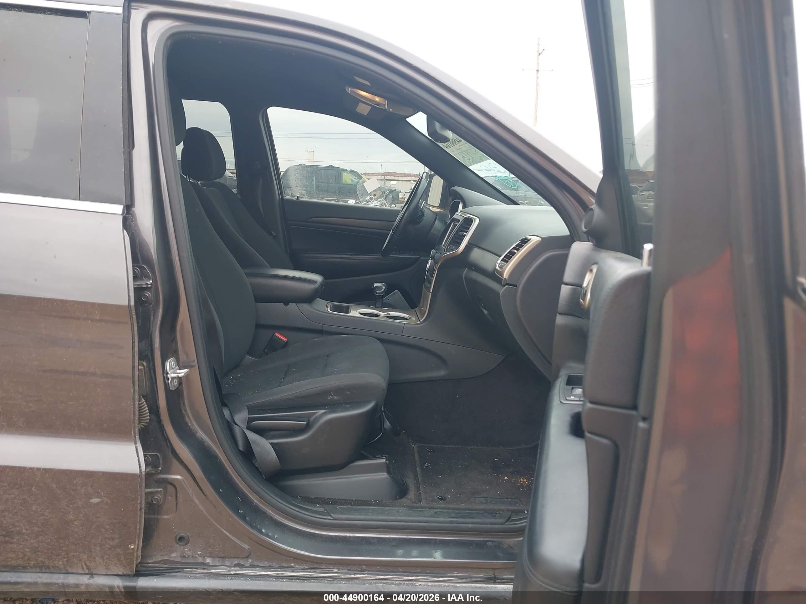 2015 Jeep Grand Cherokee Laredo Gray vin: 1C4RJEAG9FC793027