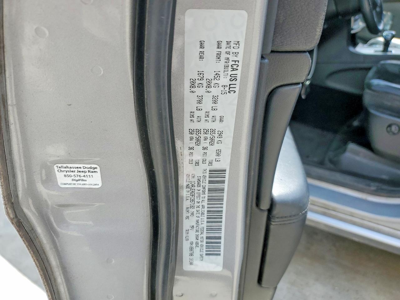2015 Jeep Grand Cherokee Laredo Silver vin: 1C4RJEAG9FC957182