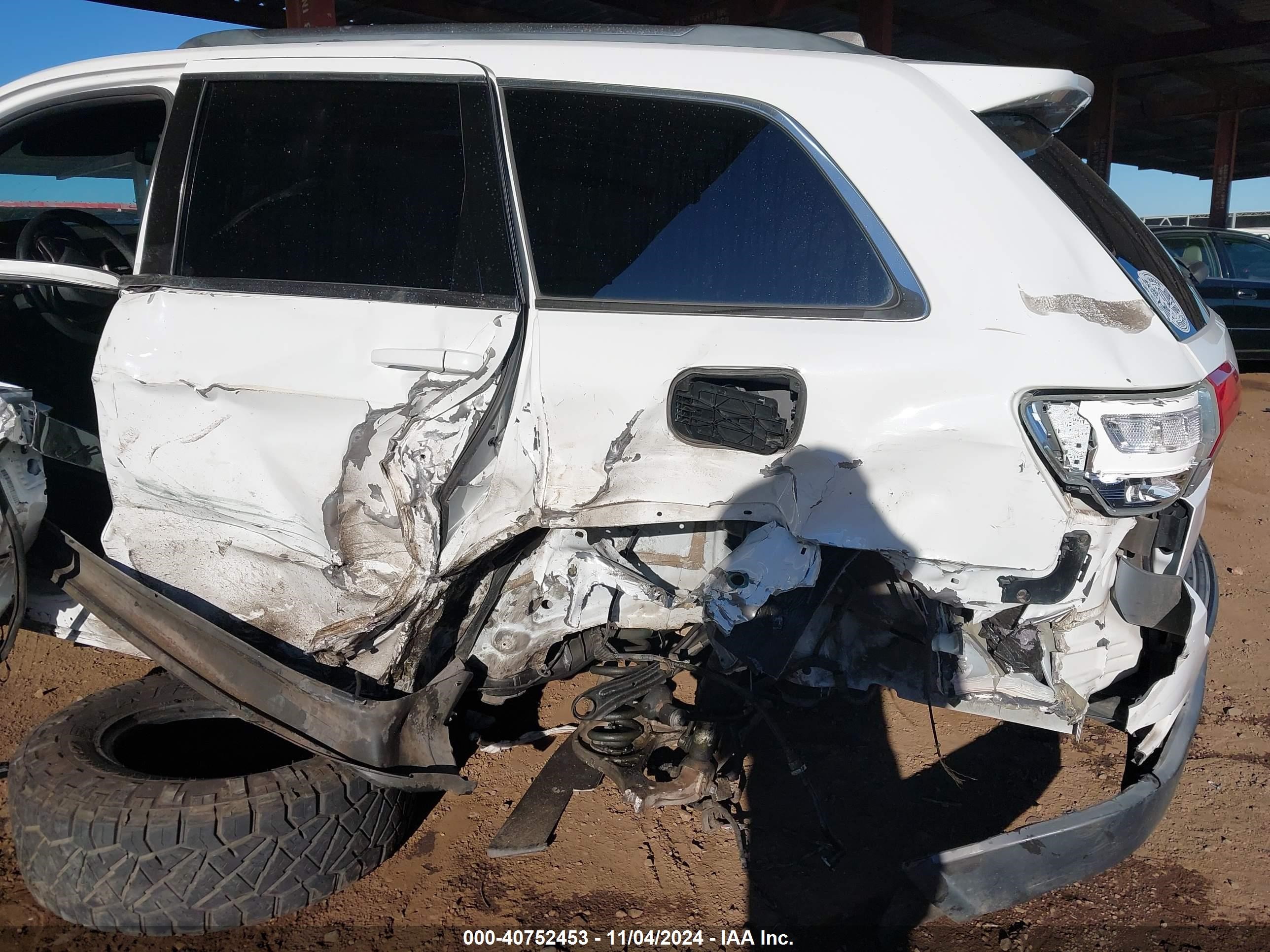 2016 Jeep Grand Cherokee Laredo White vin: 1C4RJEAG9GC501183