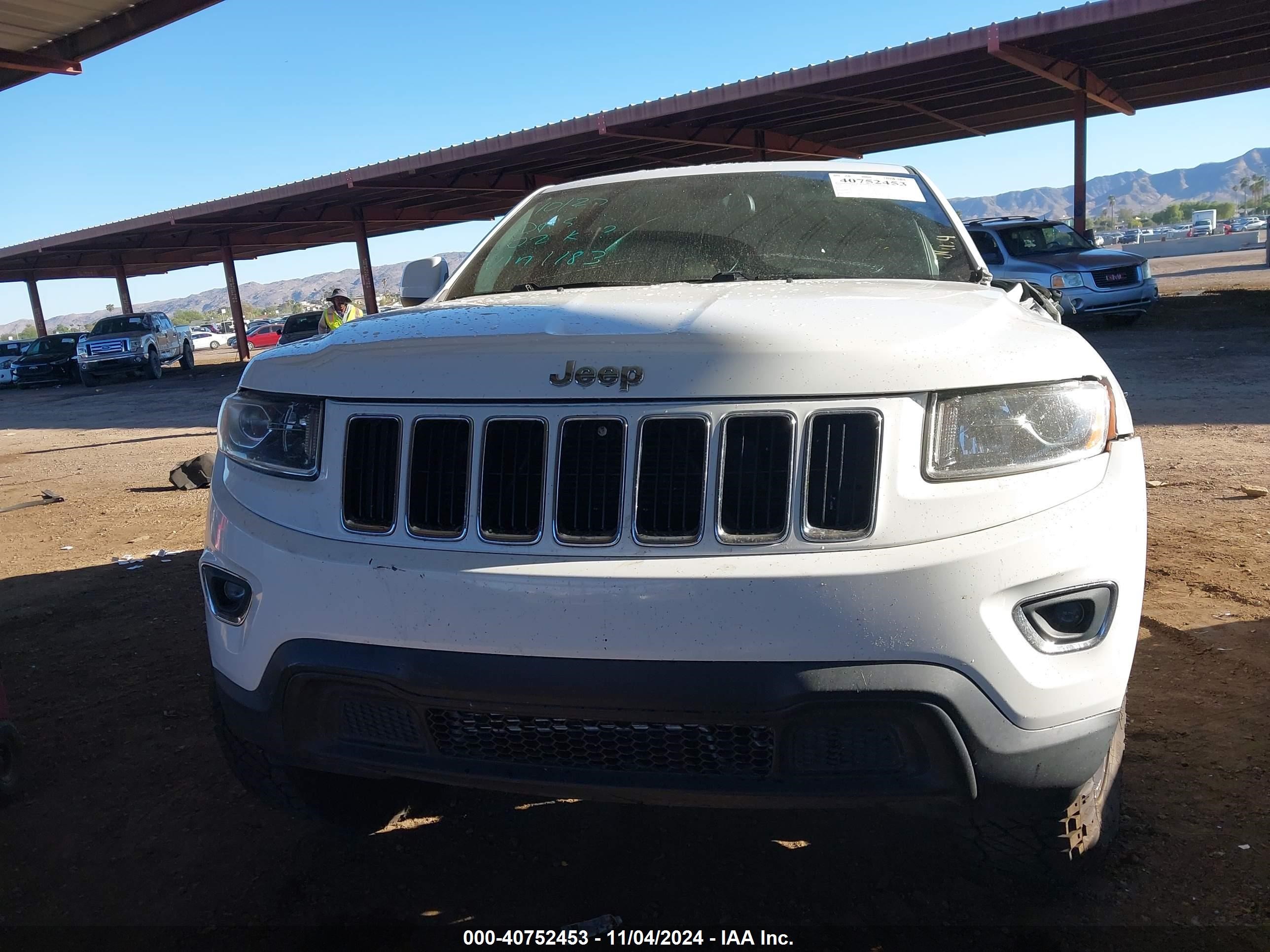 2016 Jeep Grand Cherokee Laredo White vin: 1C4RJEAG9GC501183