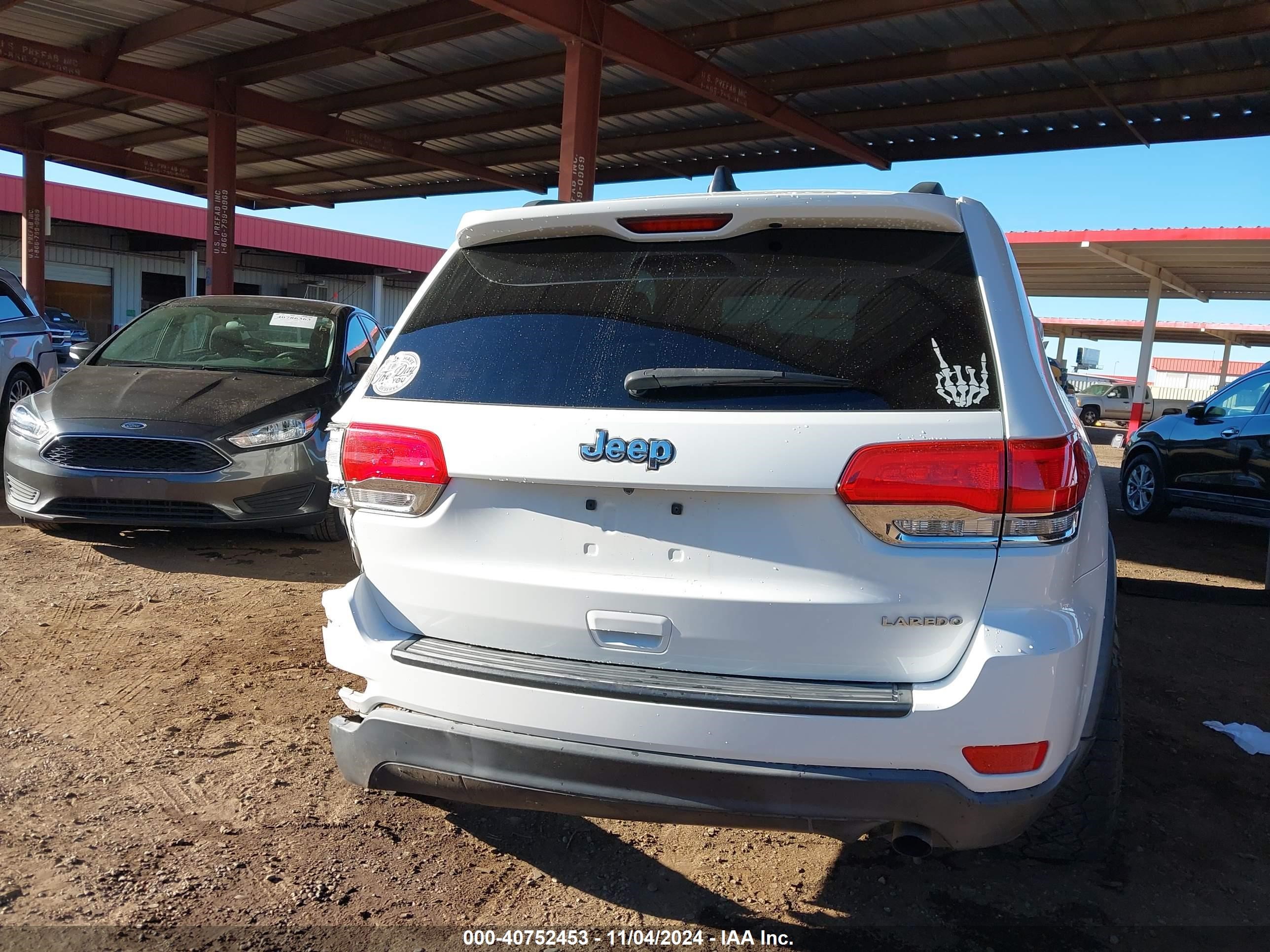 2016 Jeep Grand Cherokee Laredo White vin: 1C4RJEAG9GC501183