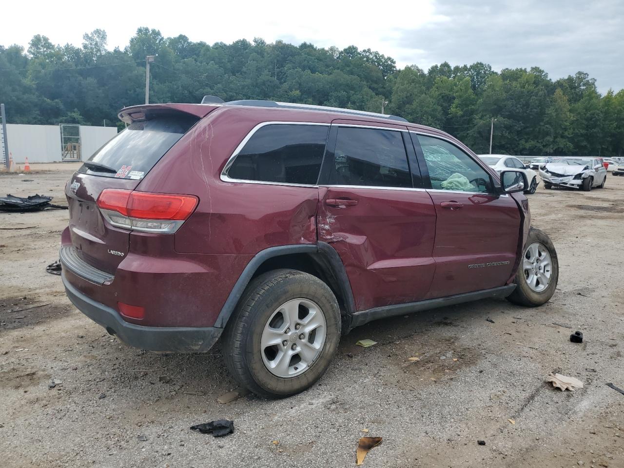 2017 Jeep Grand Cherokee Laredo Темно-бордовый vin: 1C4RJEAG9HC845856