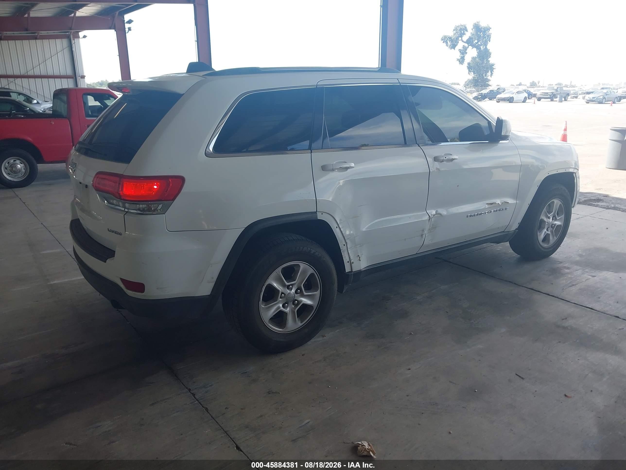 2014 Jeep Grand Cherokee Laredo White vin: 1C4RJEAGOEC125437
