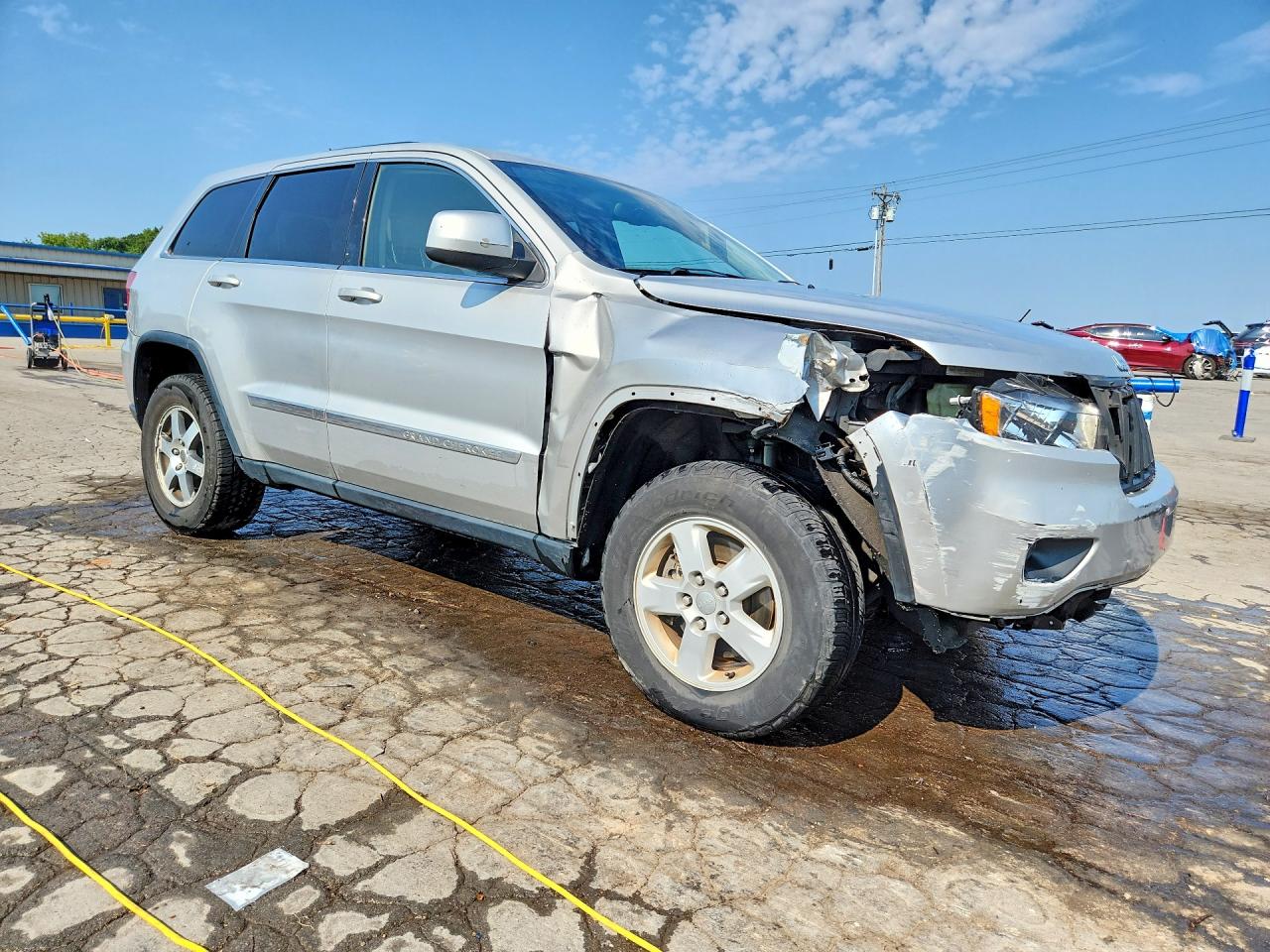 2012 Jeep Grand Cherokee Laredo Silver vin: 1C4RJEAGXCC167434