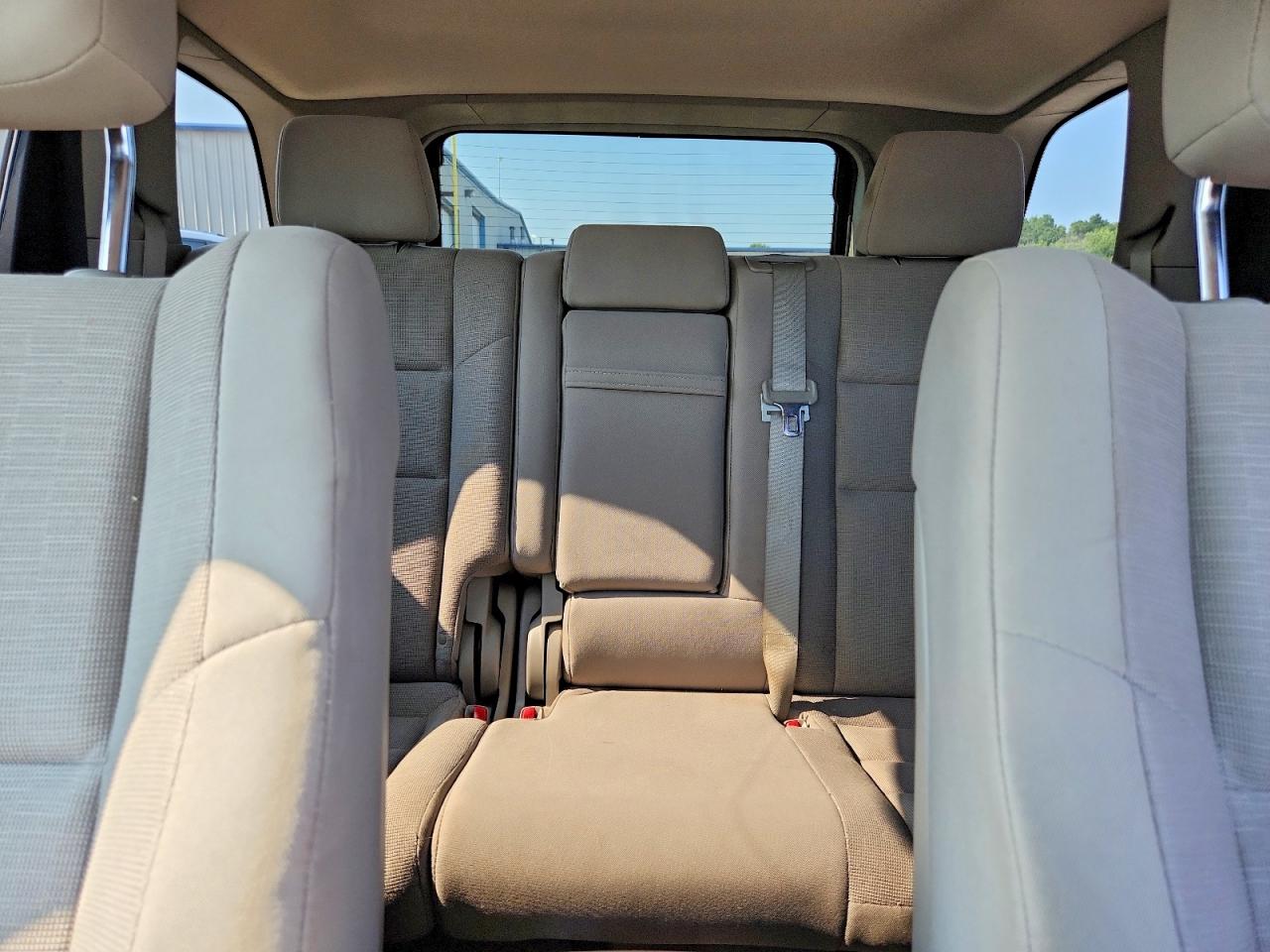 2012 Jeep Grand Cherokee Laredo Silver vin: 1C4RJEAGXCC167434