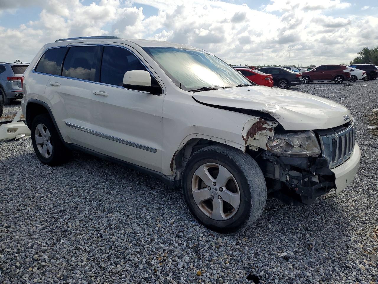2012 Jeep Grand Cherokee Laredo White vin: 1C4RJEAGXCC201792
