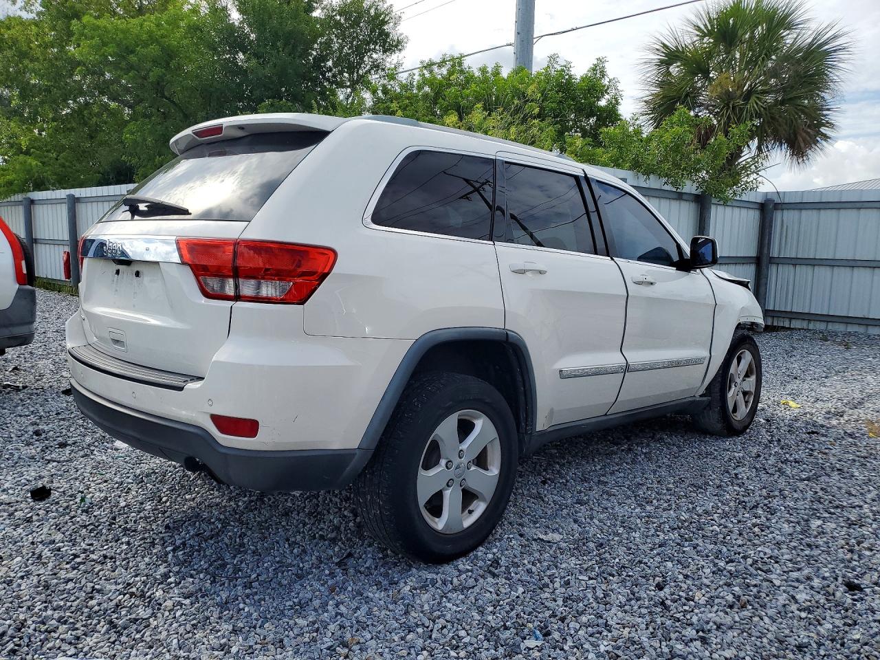 2012 Jeep Grand Cherokee Laredo White vin: 1C4RJEAGXCC201792