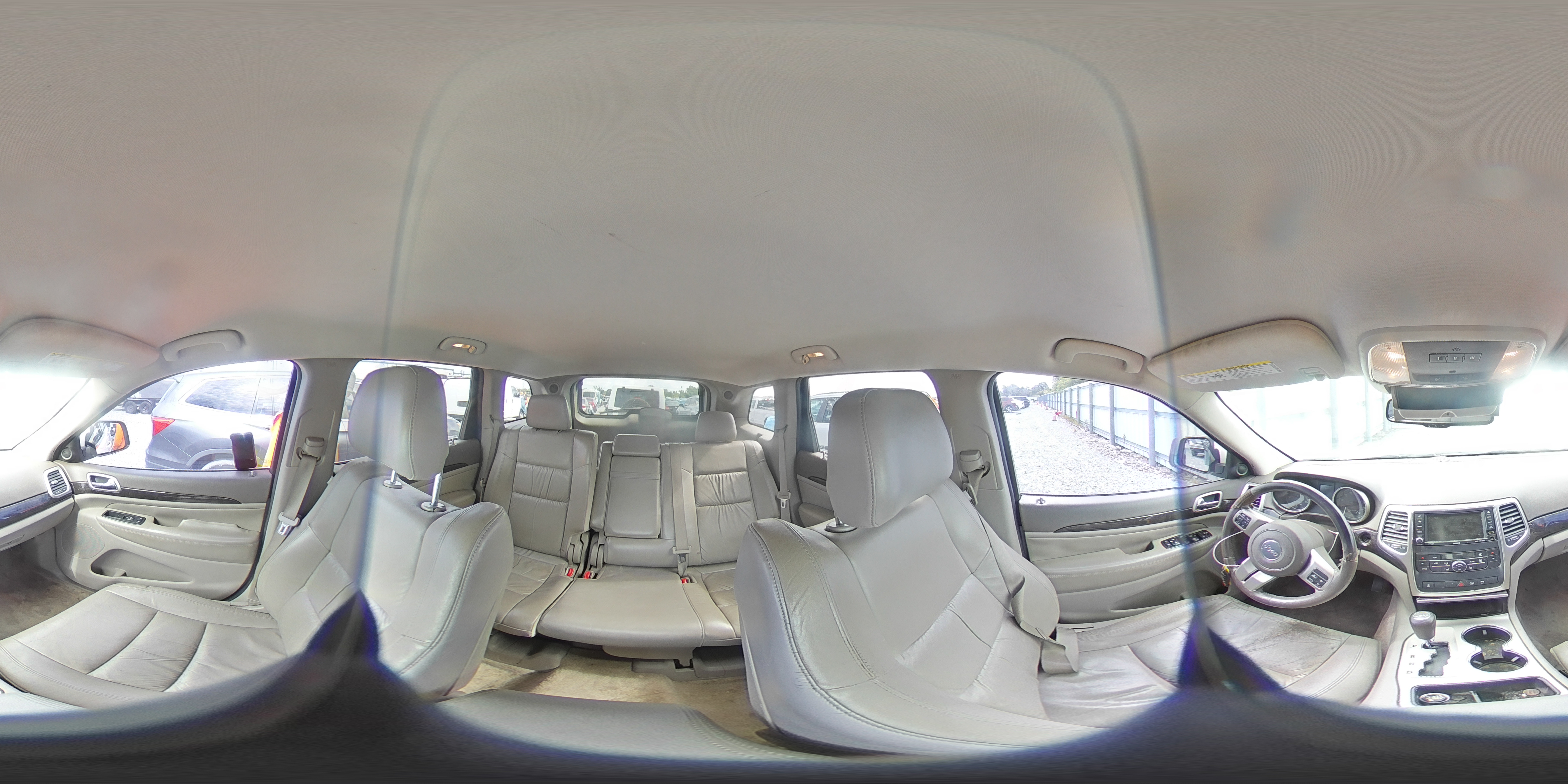 2012 Jeep Grand Cherokee Laredo White vin: 1C4RJEAGXCC201792