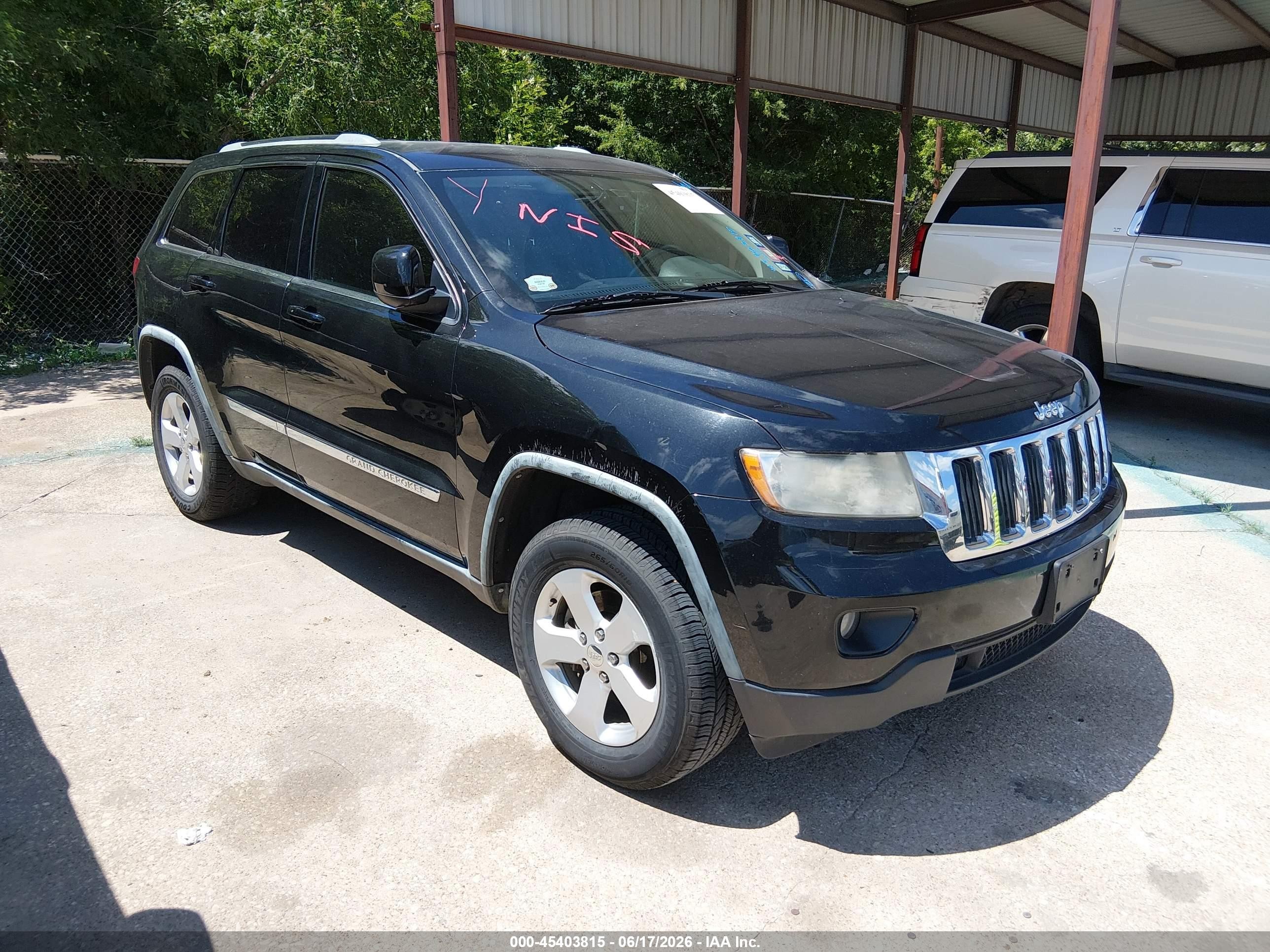 2012 Jeep Grand Cherokee Laredo Черный vin: 1C4RJEAGXCC215403