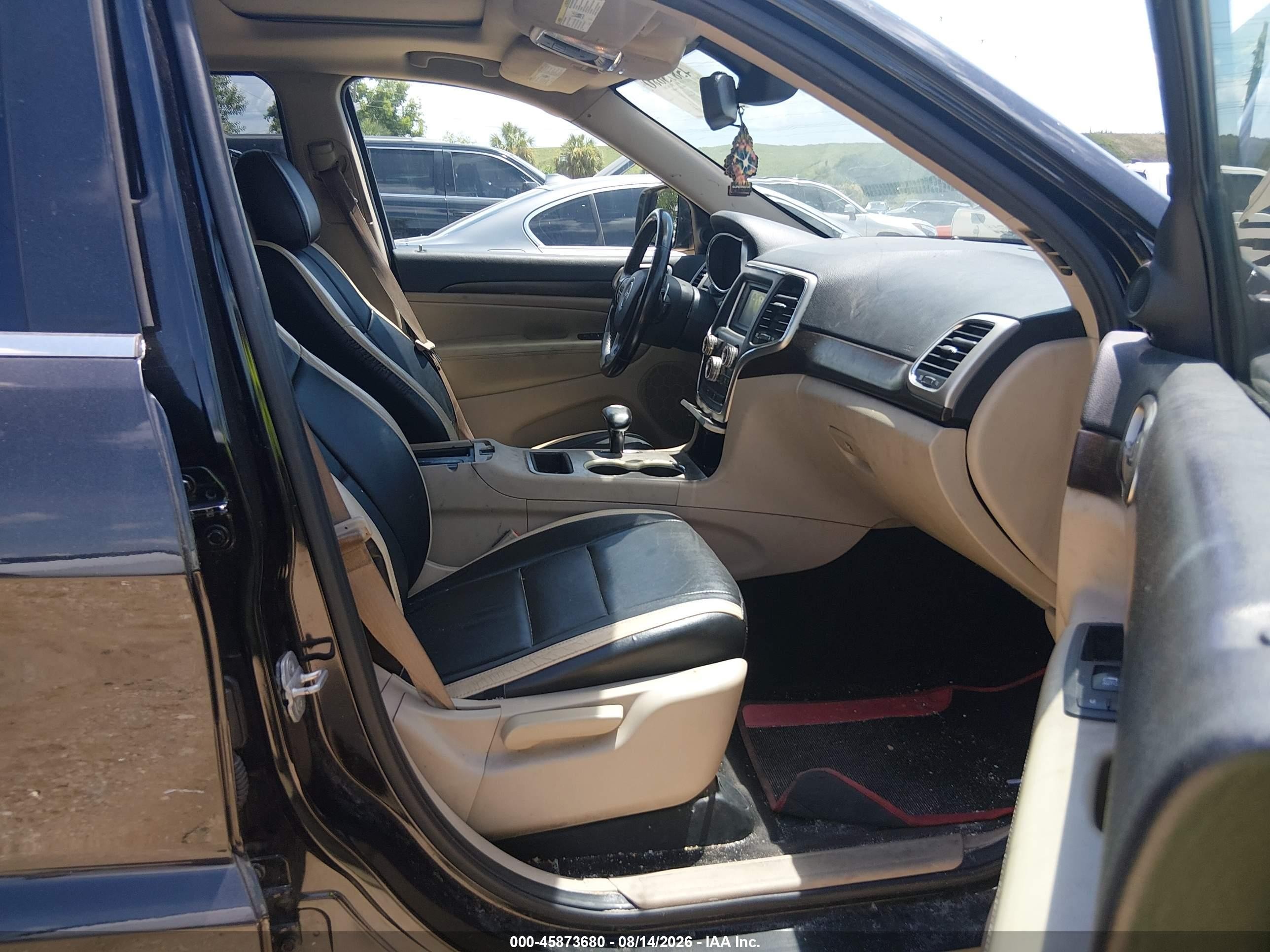 2014 Jeep Grand Cherokee Laredo Black vin: 1C4RJEAGXEC217204