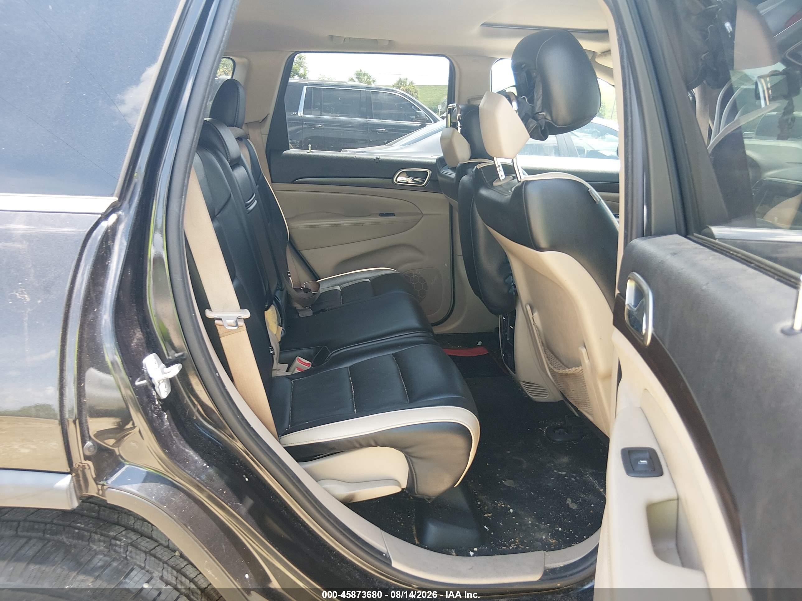 2014 Jeep Grand Cherokee Laredo Black vin: 1C4RJEAGXEC217204