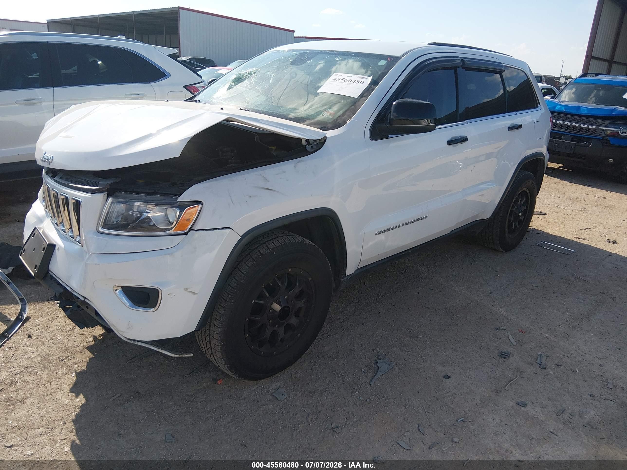 2014 Jeep Grand Cherokee Laredo White vin: 1C4RJEAGXEC282246