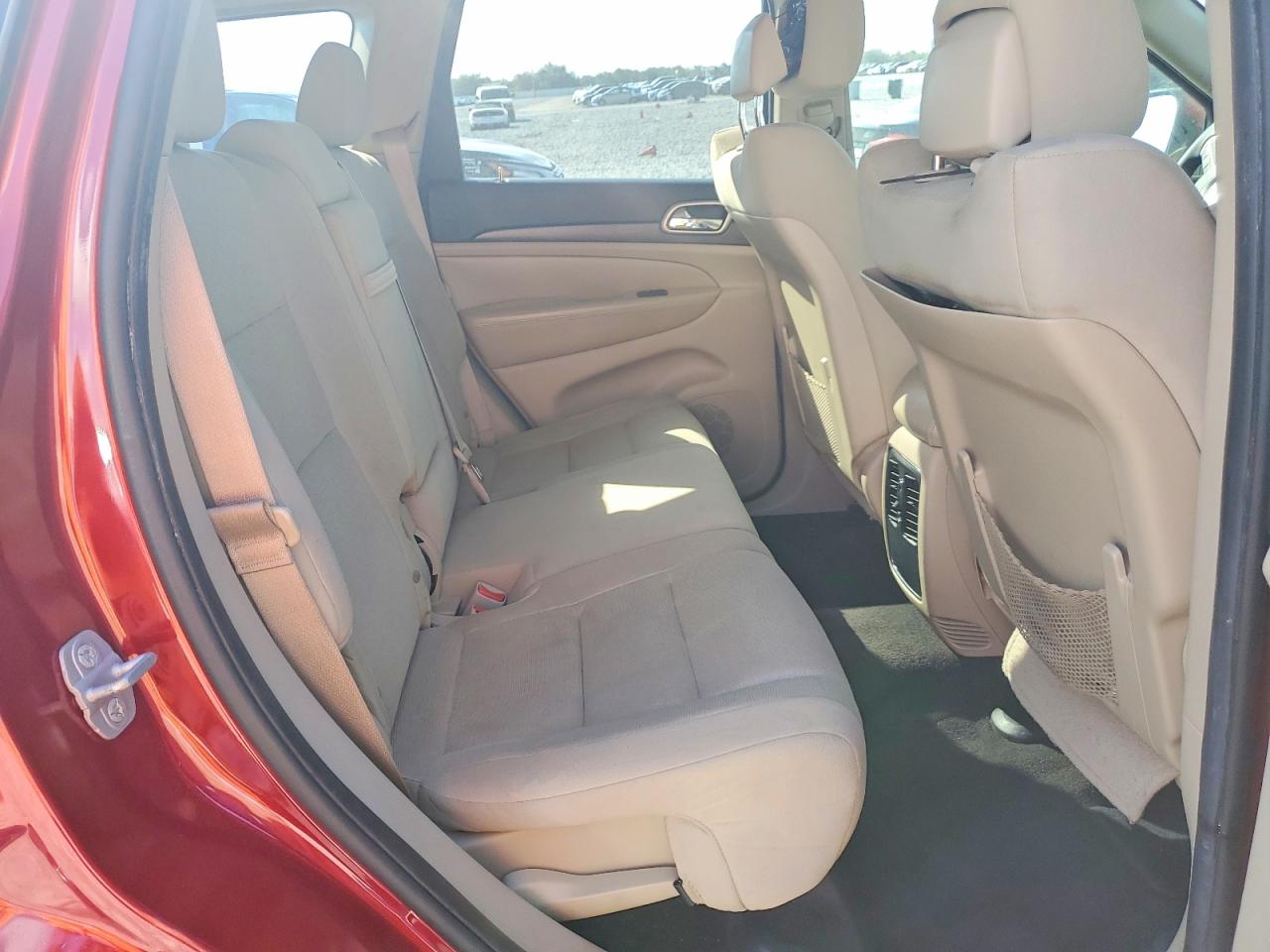 2014 Jeep Grand Cherokee Laredo Red vin: 1C4RJEAGXEC433098