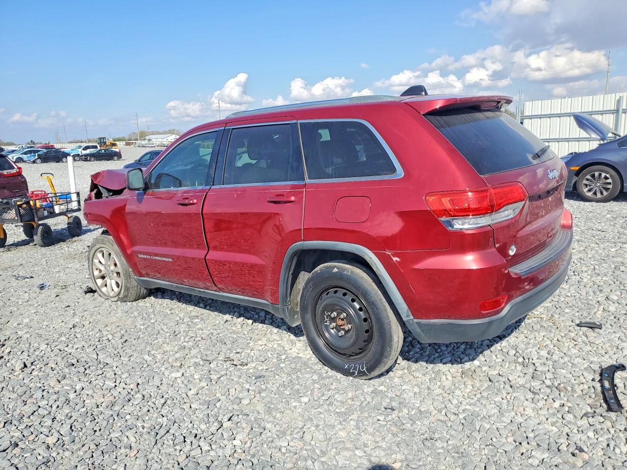 2014 Jeep Grand Cherokee Laredo Red vin: 1C4RJEAGXEC433098