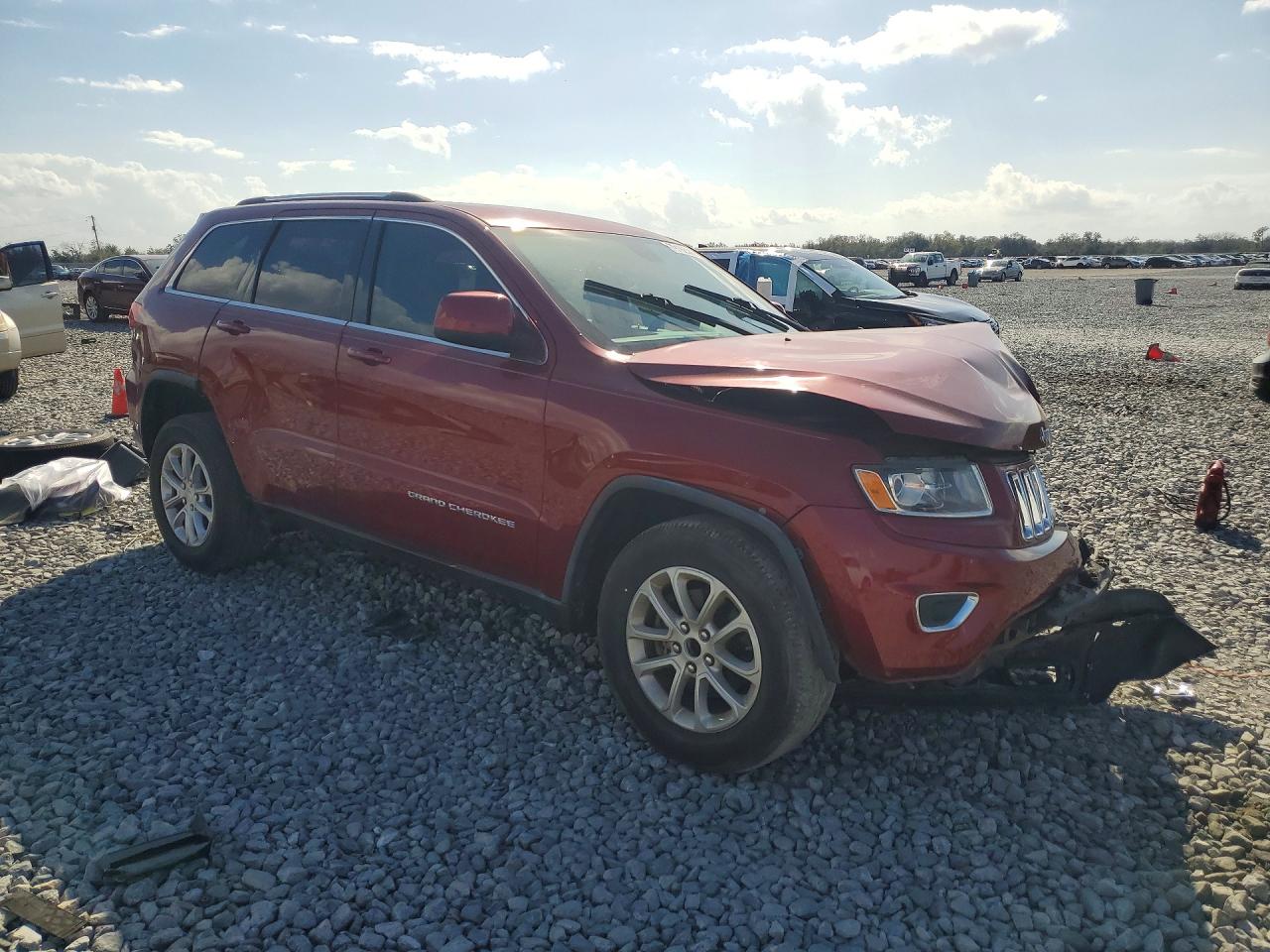 2014 Jeep Grand Cherokee Laredo Red vin: 1C4RJEAGXEC433098