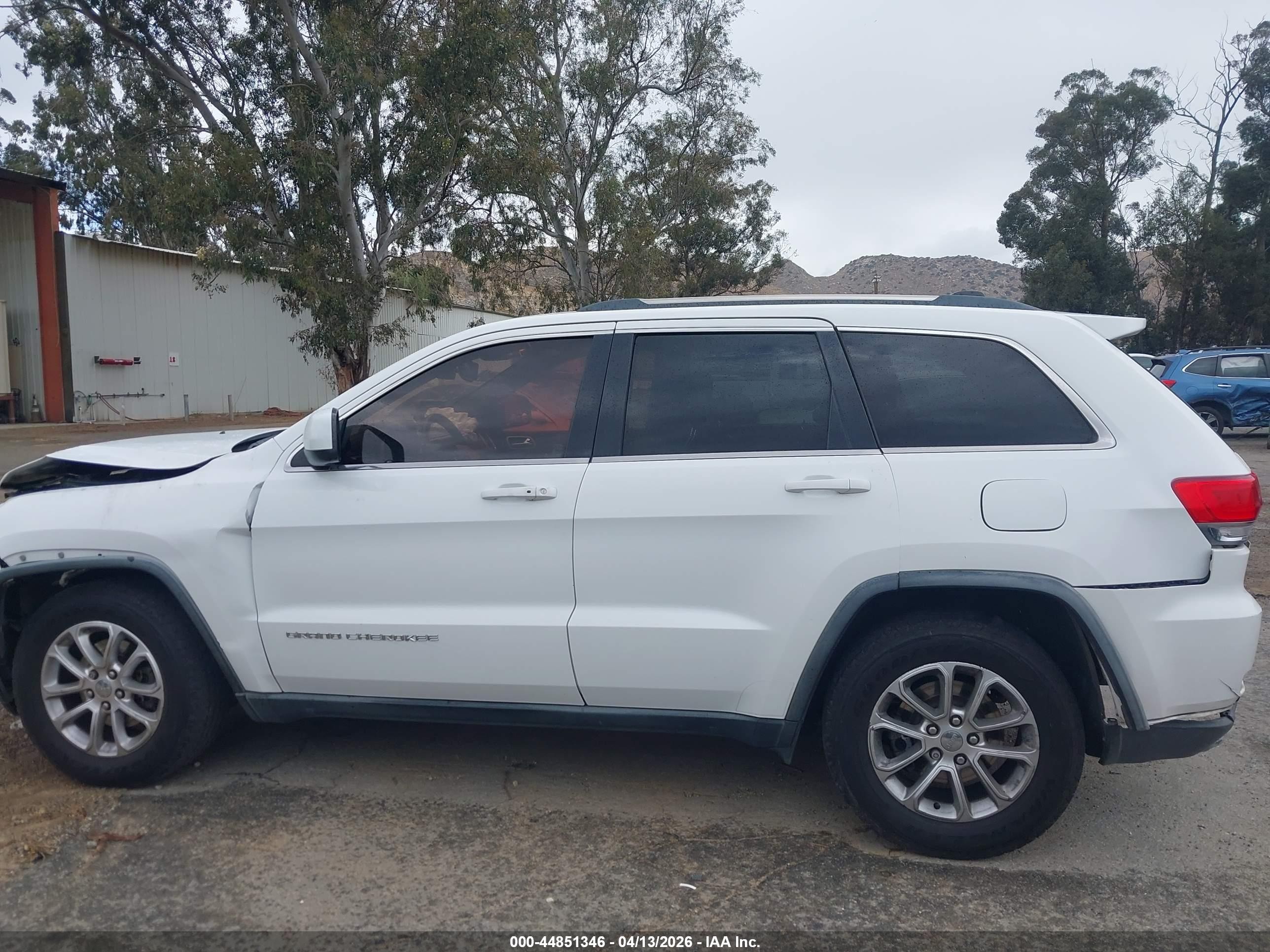 2014 Jeep Grand Cherokee Laredo White vin: 1C4RJEAGXEC472984
