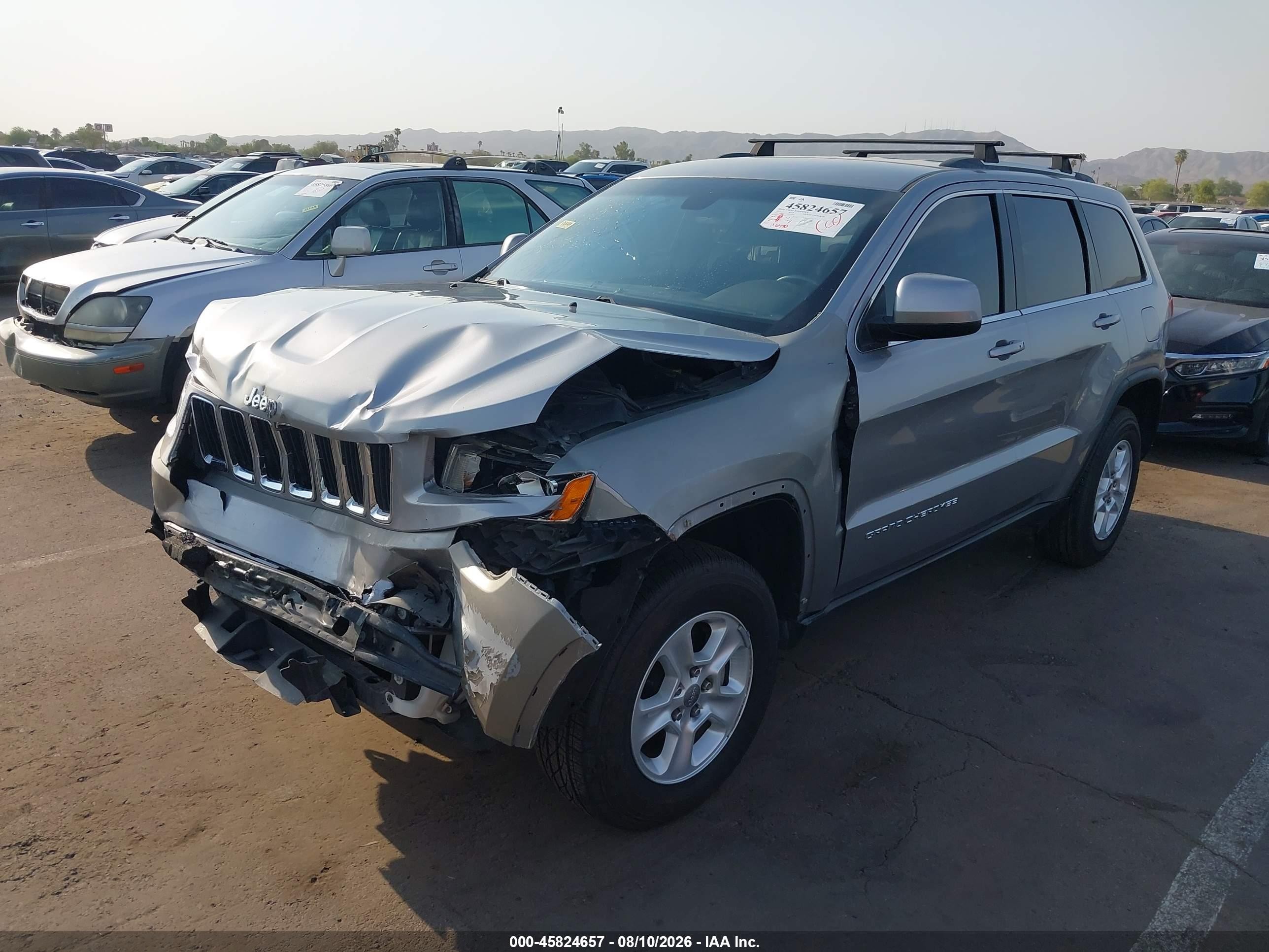 2015 Jeep Grand Cherokee Laredo Gray vin: 1C4RJEAGXFC131506