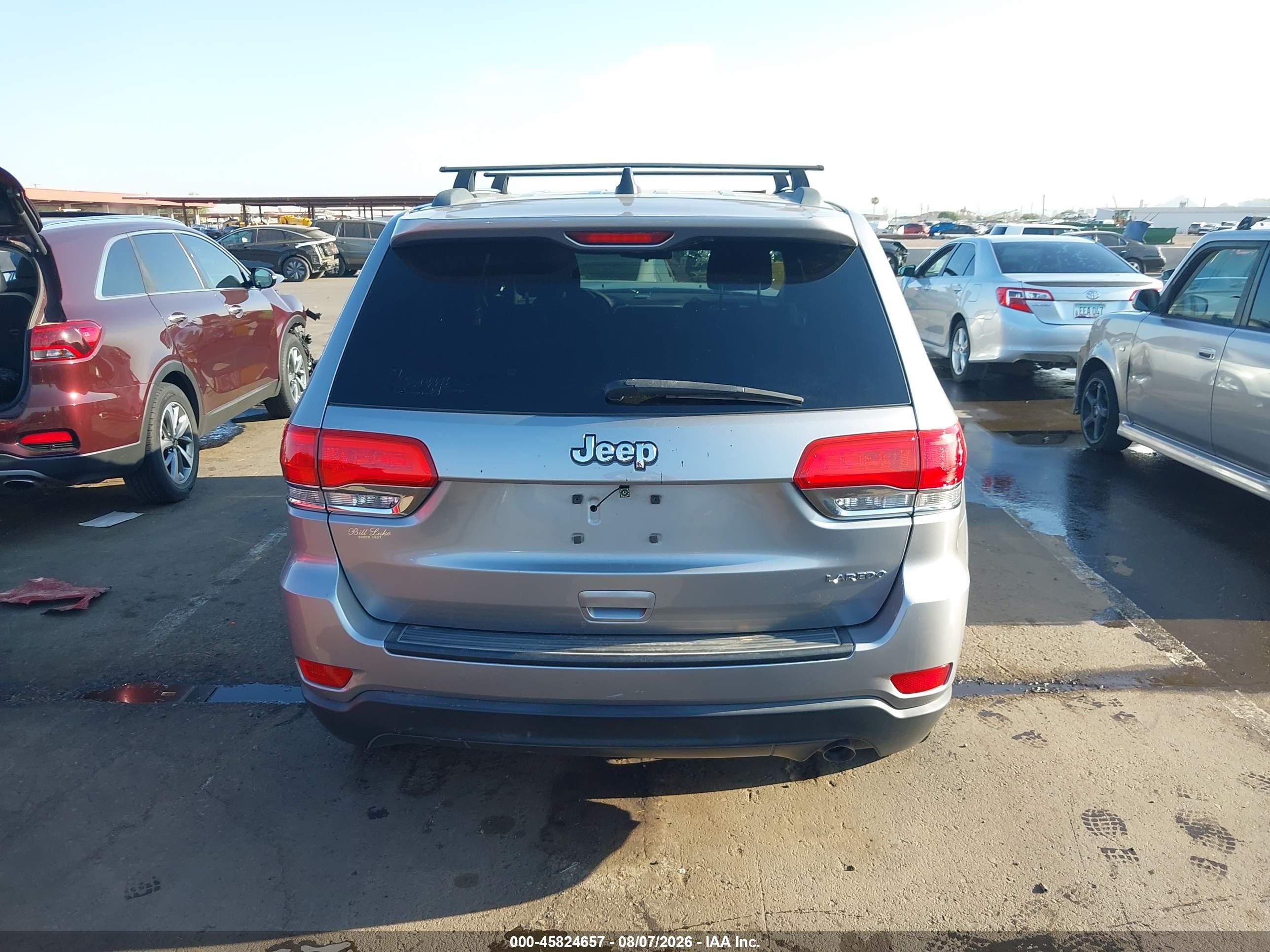 2015 Jeep Grand Cherokee Laredo Gray vin: 1C4RJEAGXFC131506