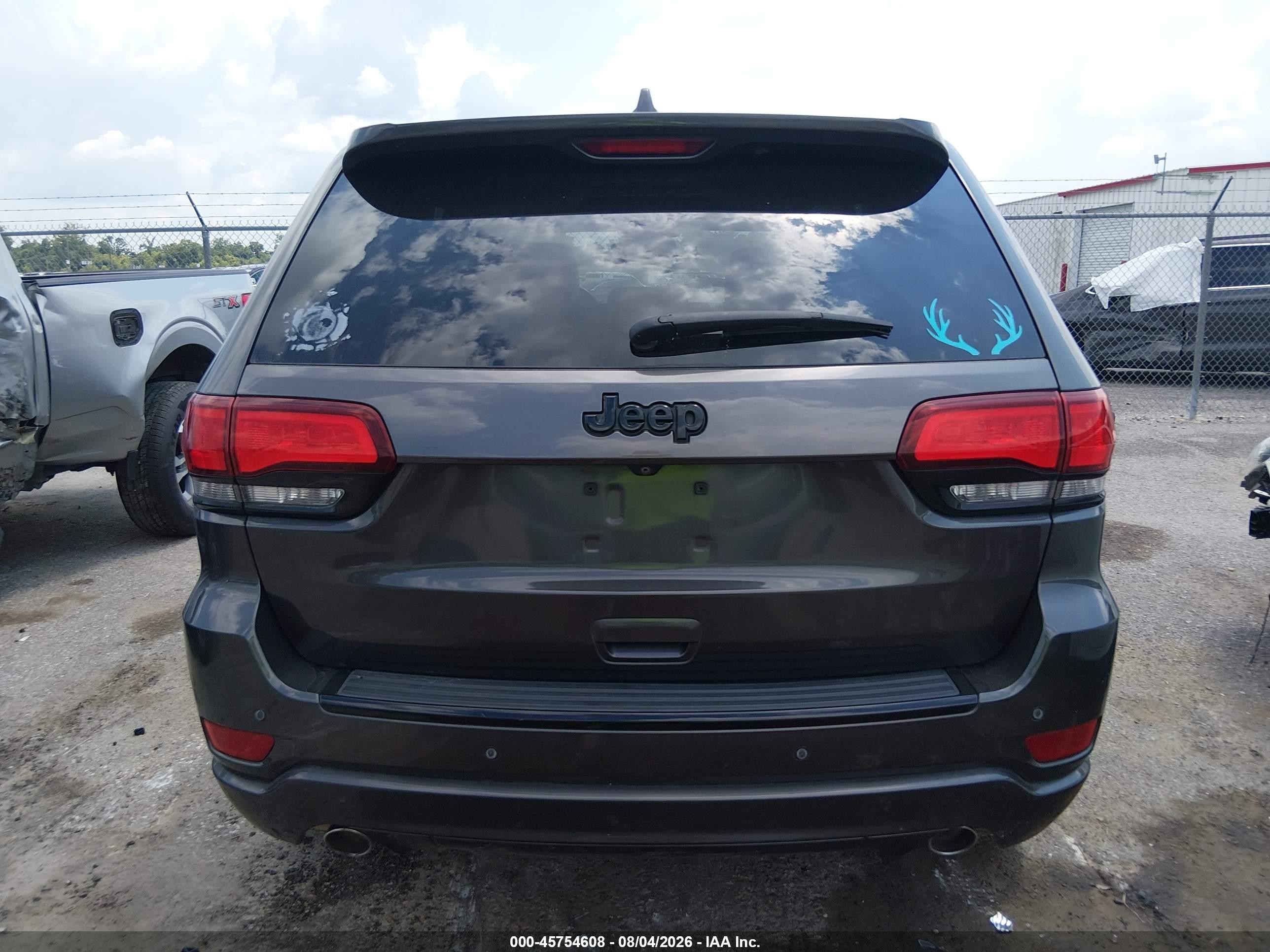 2015 Jeep Grand Cherokee Altitude Gray vin: 1C4RJEAGXFC220329