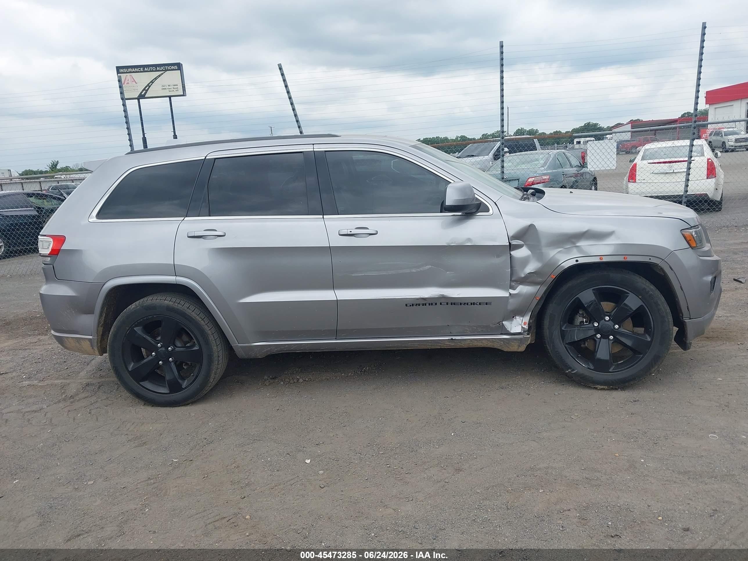 2015 Jeep Grand Cherokee Altitude Silver vin: 1C4RJEAGXFC634811
