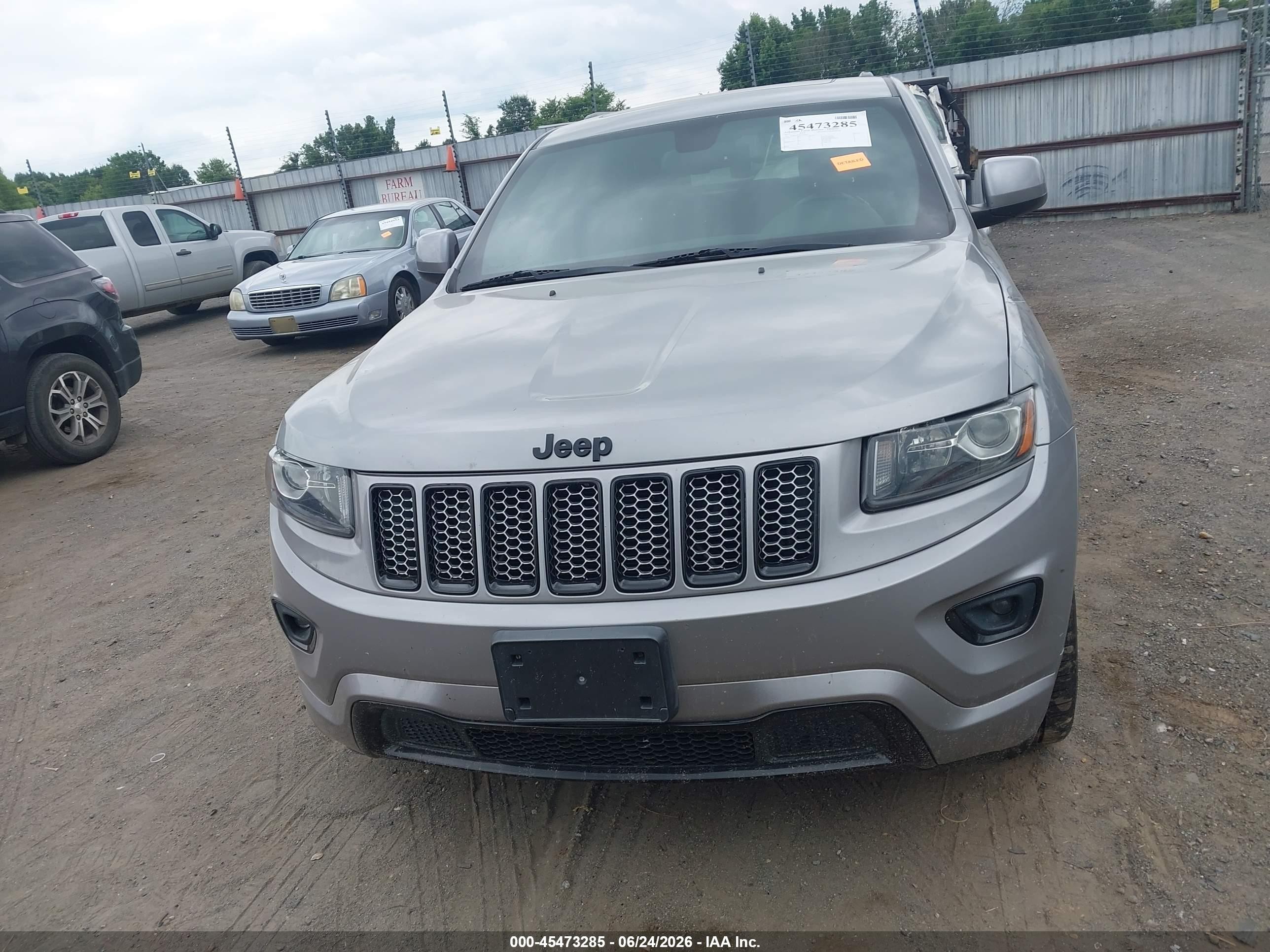 2015 Jeep Grand Cherokee Altitude Silver vin: 1C4RJEAGXFC634811